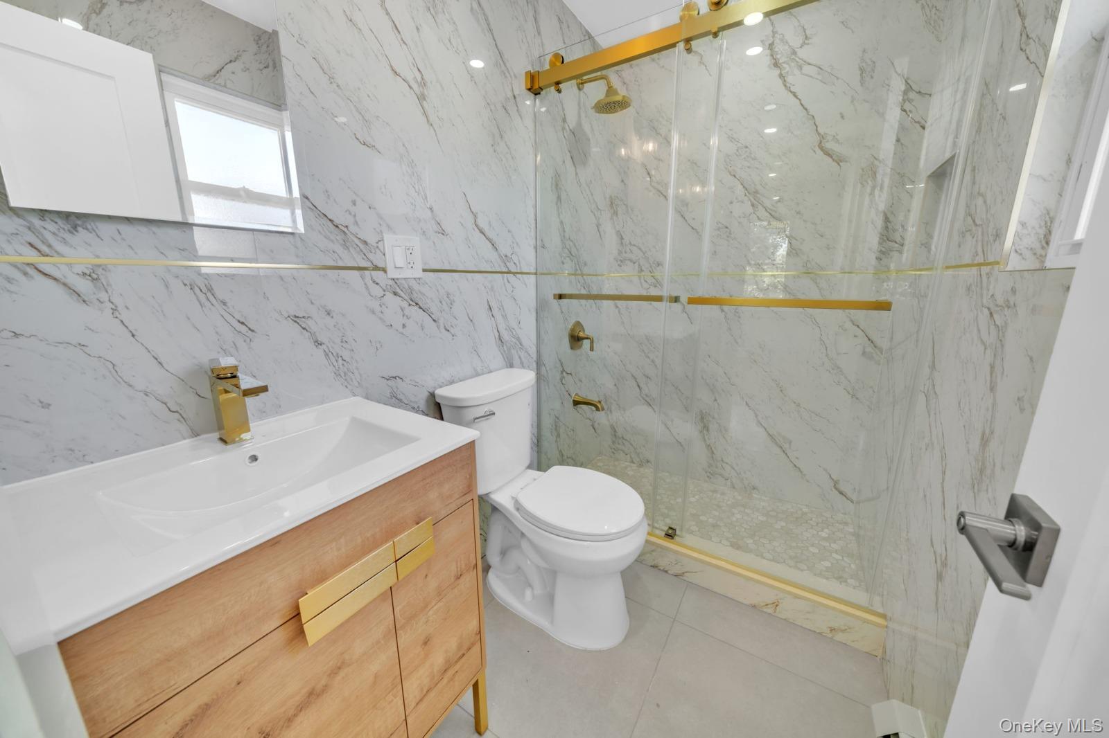 13611 220th Place – For Sale photo 13