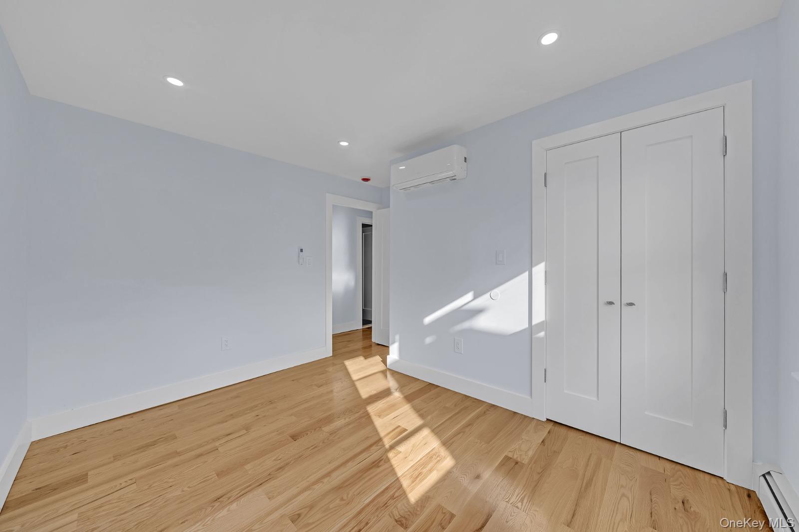 13611 220th Place – For Sale photo 18