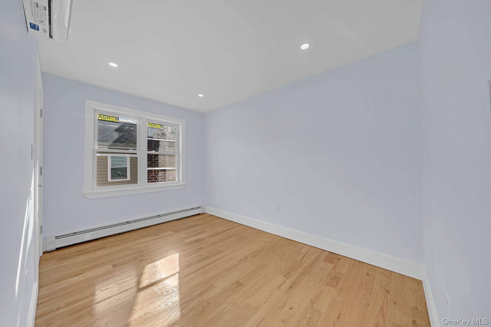 13611 220th Place – For Sale photo 17