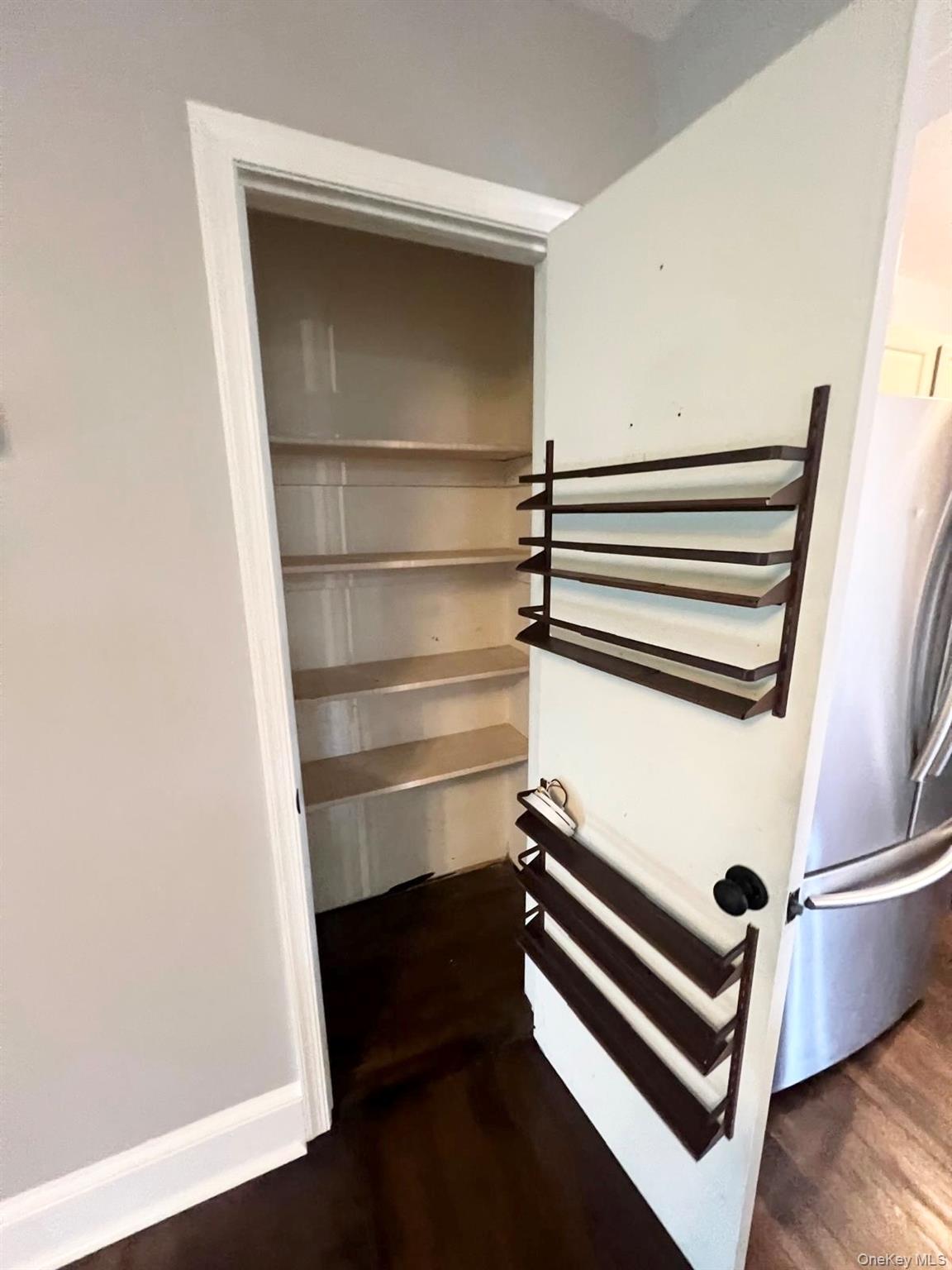20-22 Broadlawn Drive – For Rent photo 6