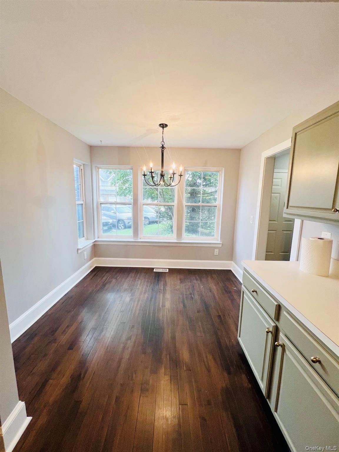 20-22 Broadlawn Drive – For Rent photo 5
