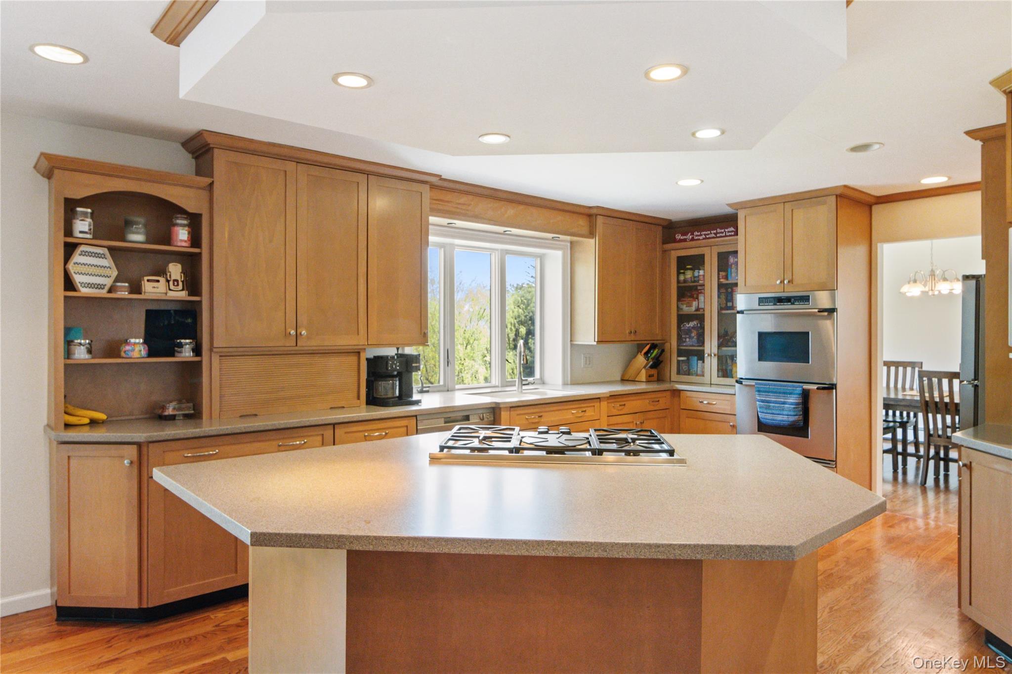 10 Sunset Heights – For Sale photo 5