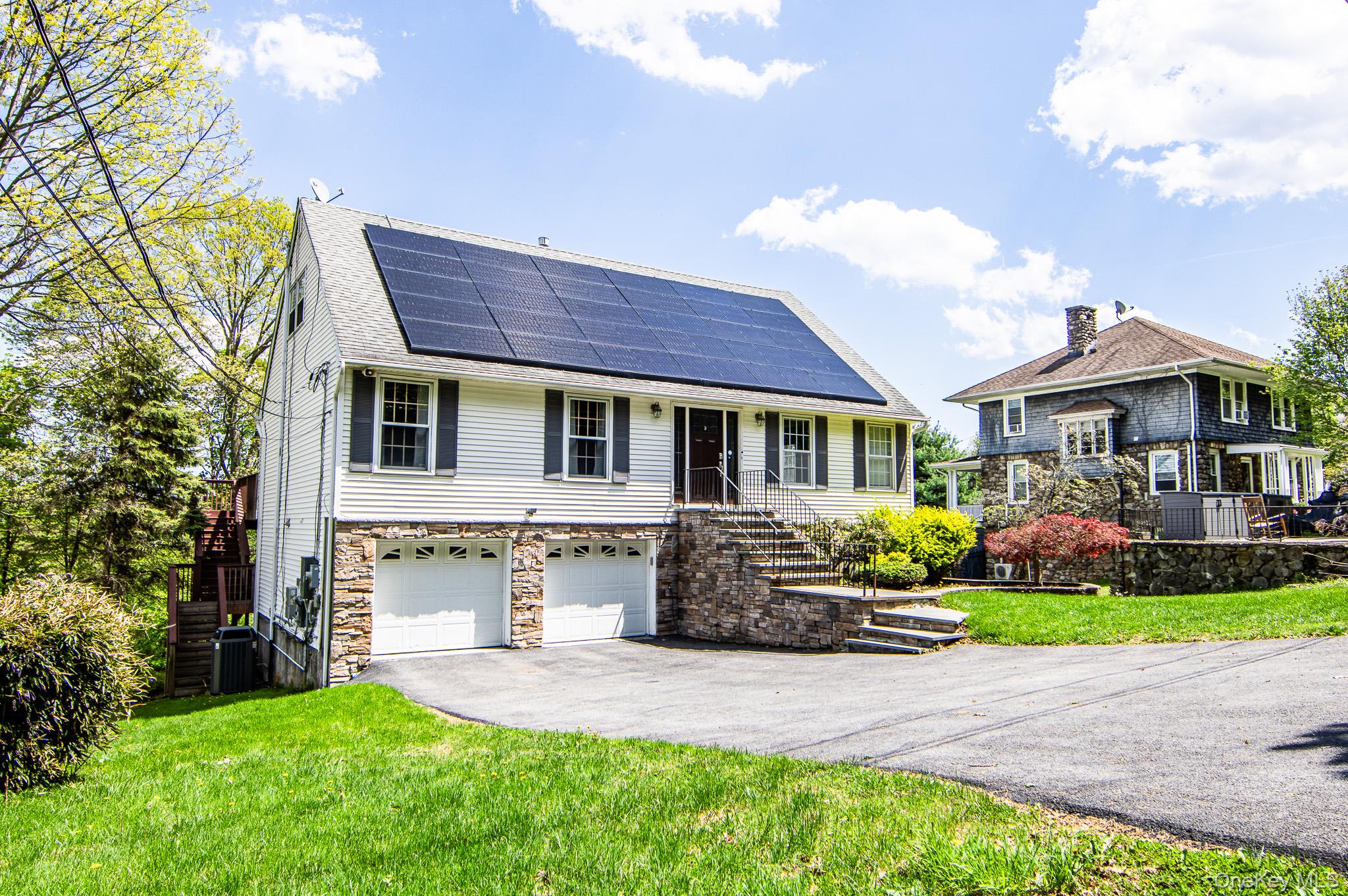 10 Sunset Heights – For Sale
