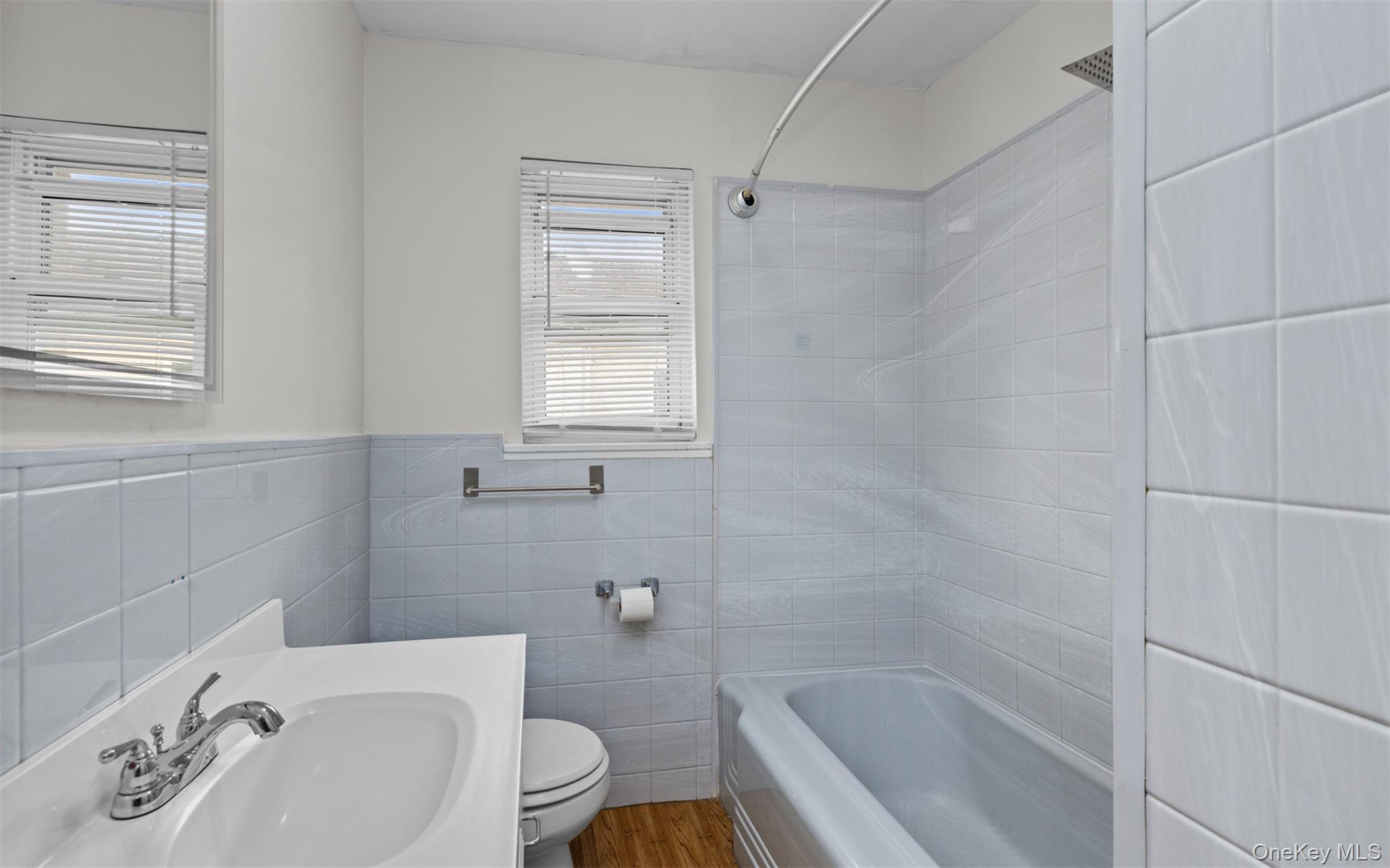 517 E Broadway – For Sale photo 12