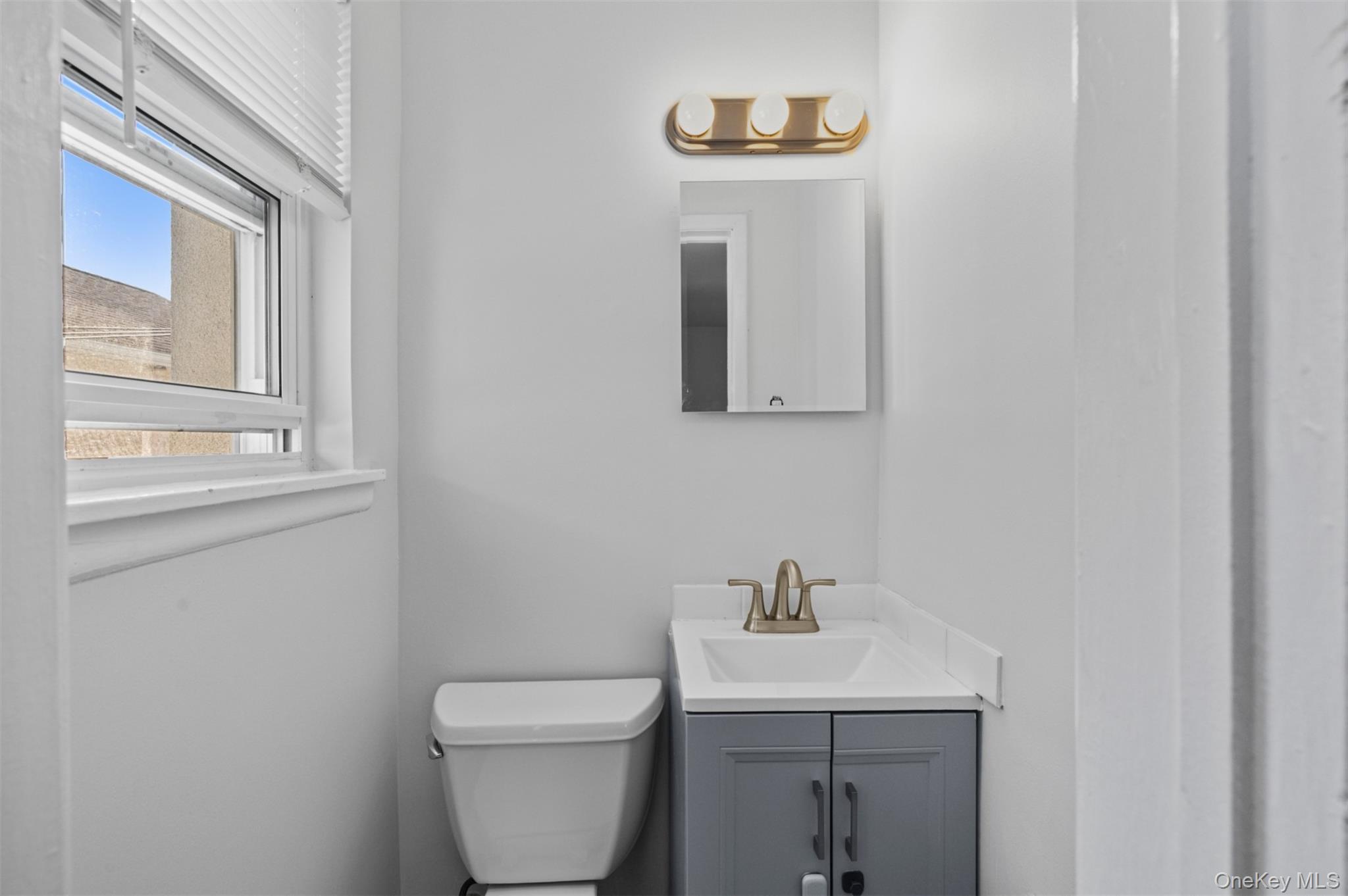 517 E Broadway – For Sale photo 13