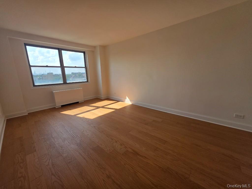 61-20 Grand Central Parkway, Unit C807 photo 6