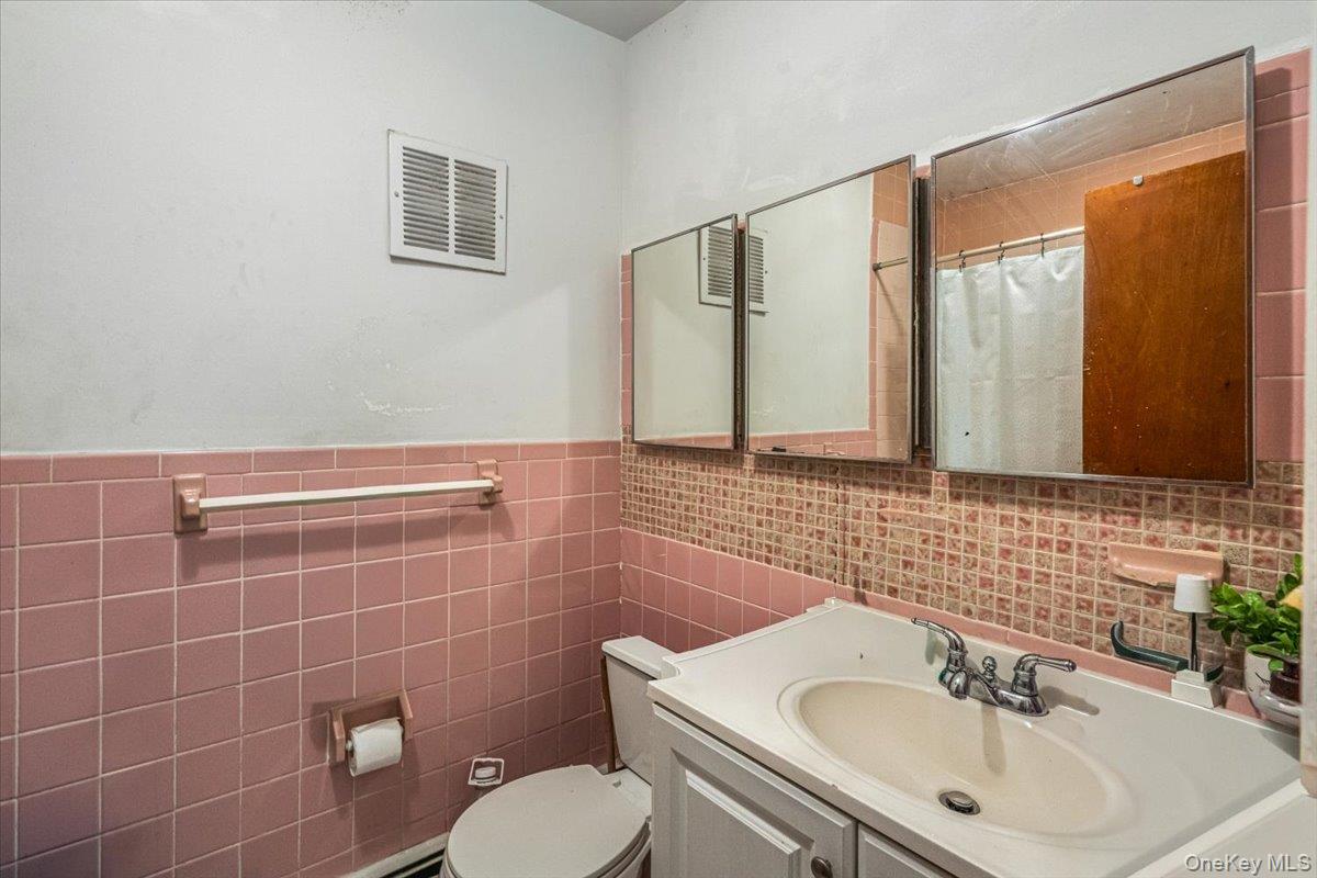 51-03 97th Street – For Sale photo 32