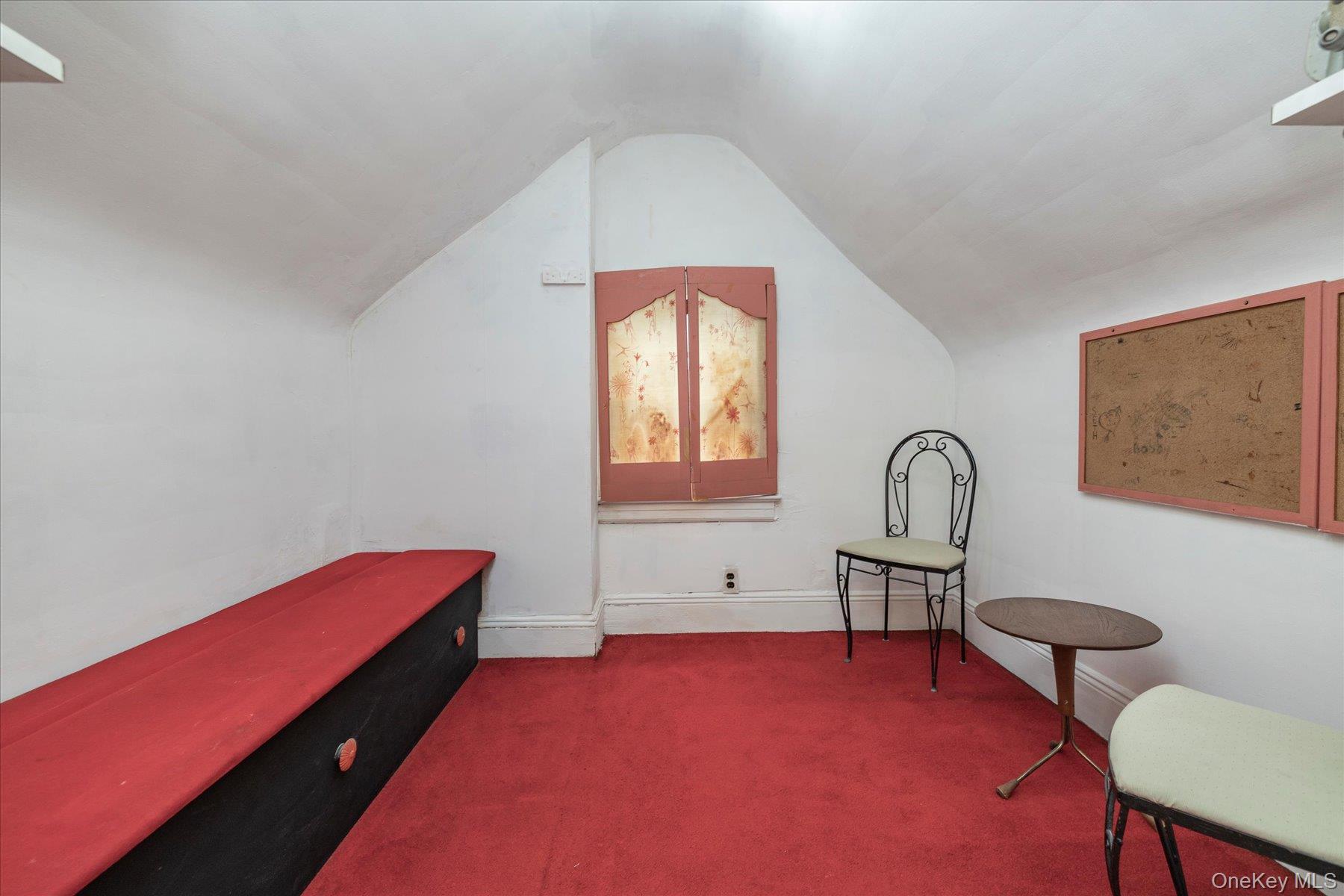 382 Scranton Avenue – For Sale photo 18