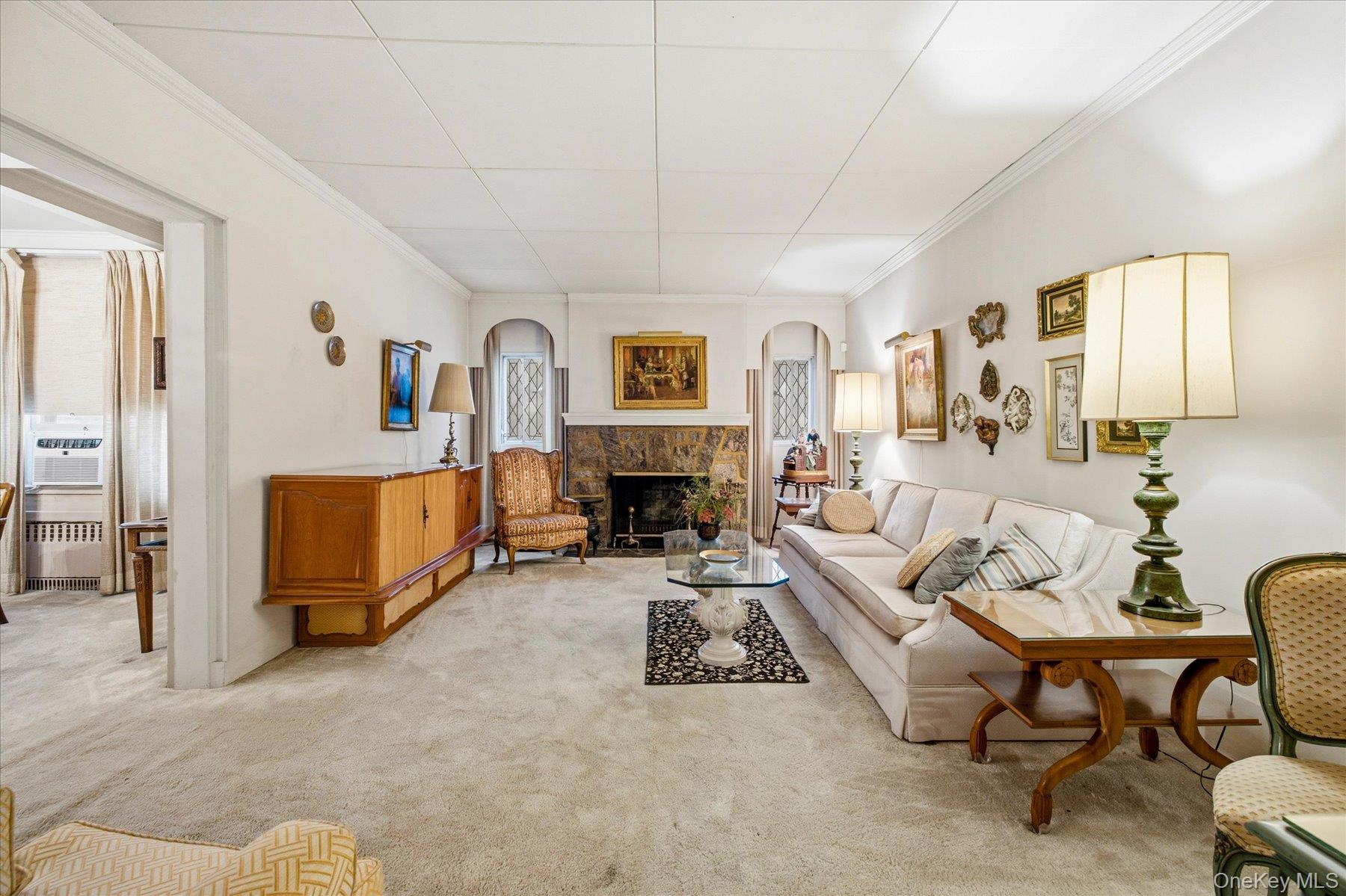 382 Scranton Avenue – For Sale photo 6