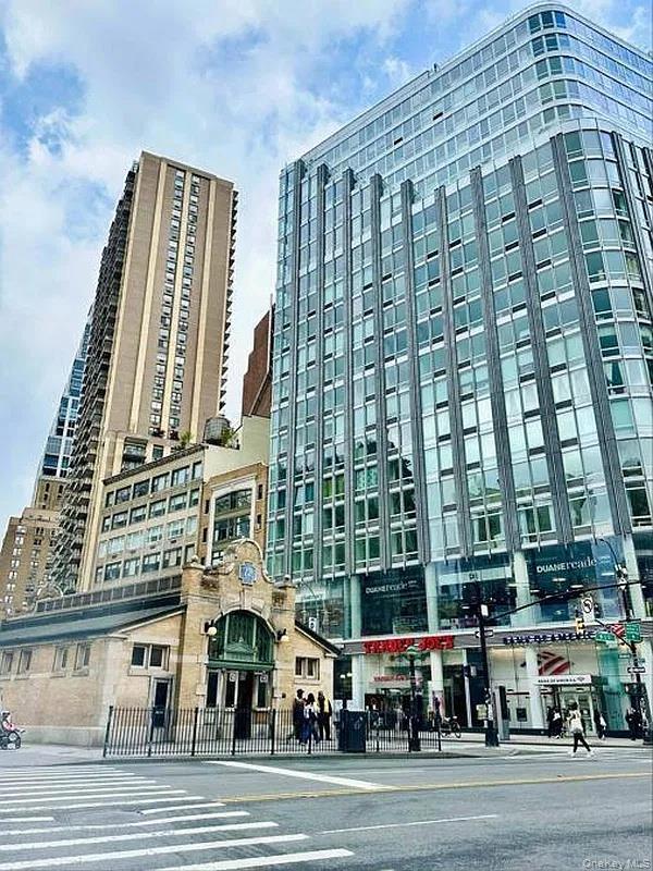 46 W 65th Street, Unit 3D photo 12