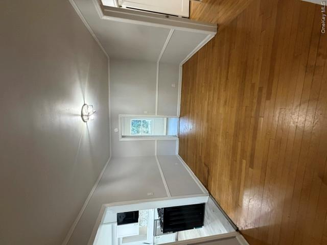 650 8th Avenue – For Rent photo 5