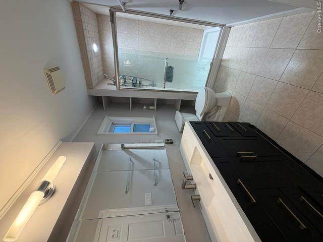 650 8th Avenue – For Rent photo 11