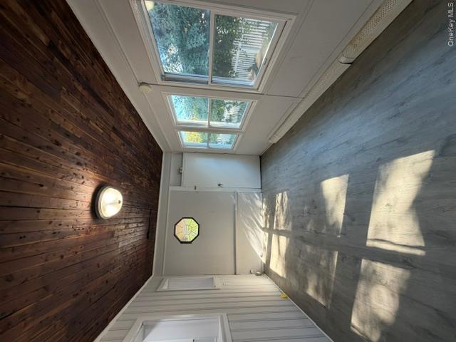 650 8th Avenue – For Rent photo 8