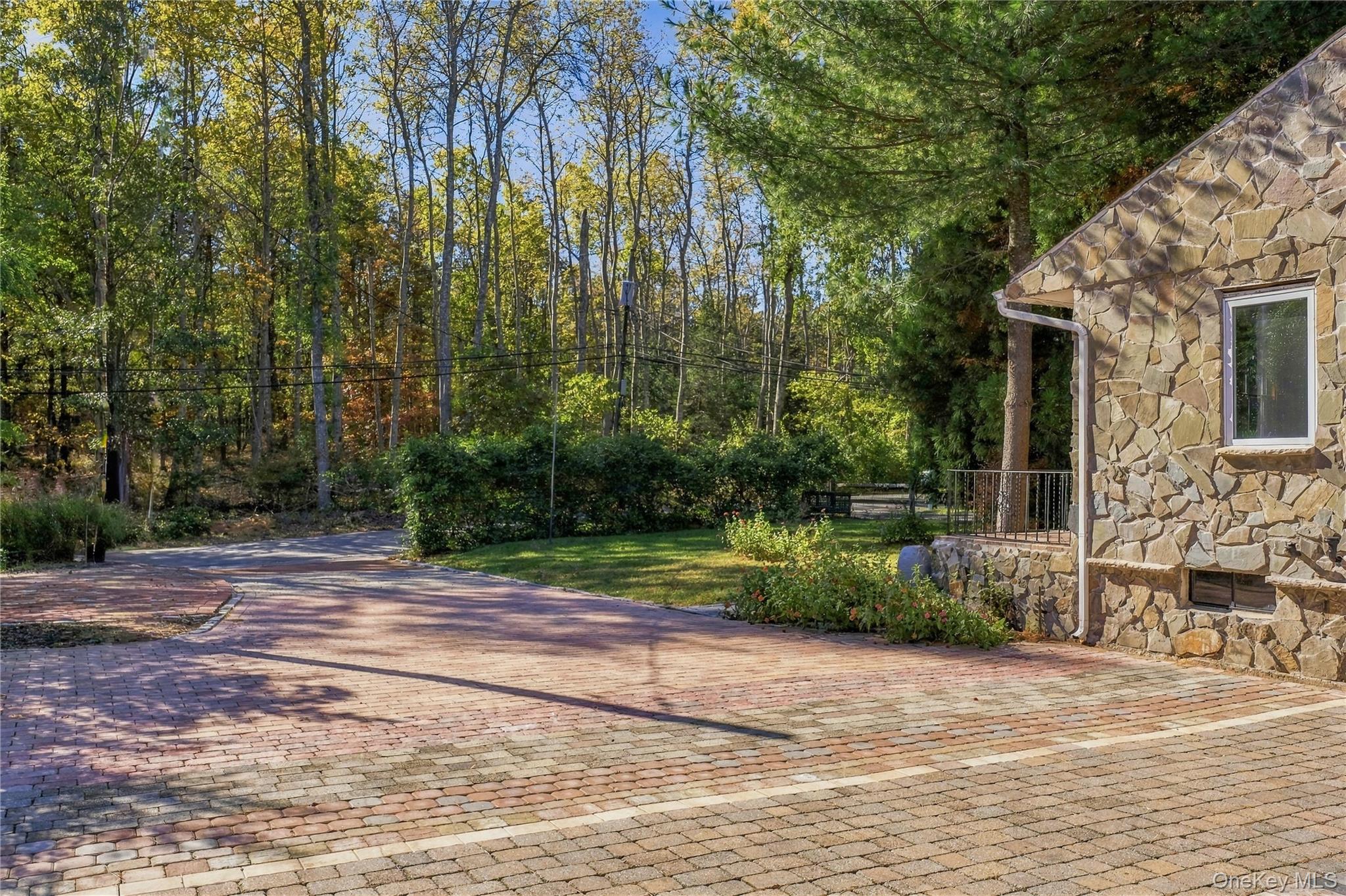 27A Deer Leap Road – For Sale photo 5