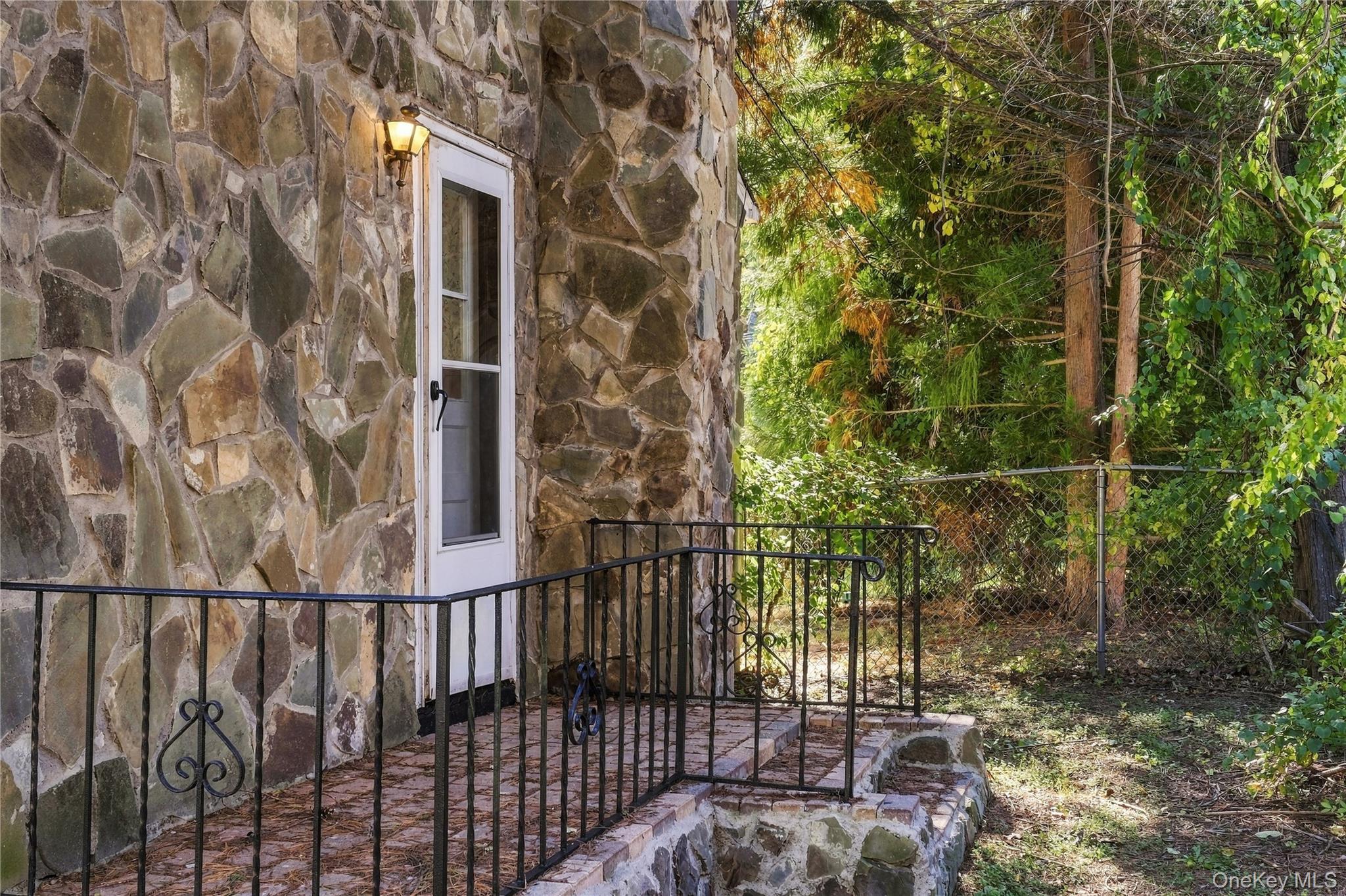 27A Deer Leap Road – For Sale photo 4