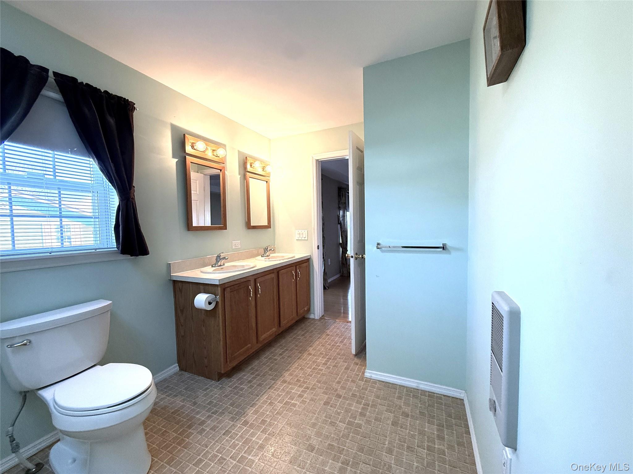 32 Naples Drive – For Sale photo 16