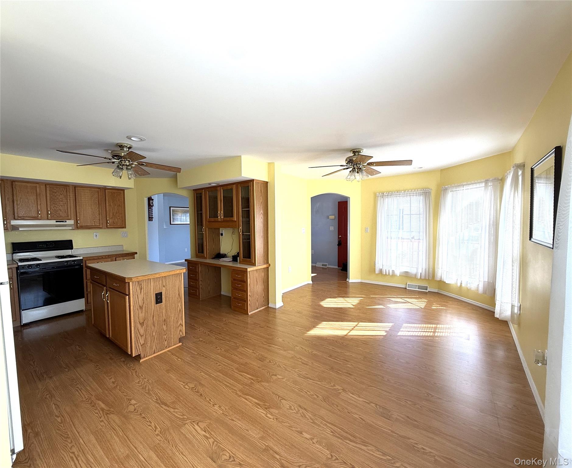32 Naples Drive – For Sale photo 6