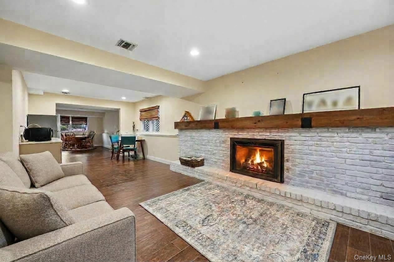 91 Waters Edge – For Sale photo 37