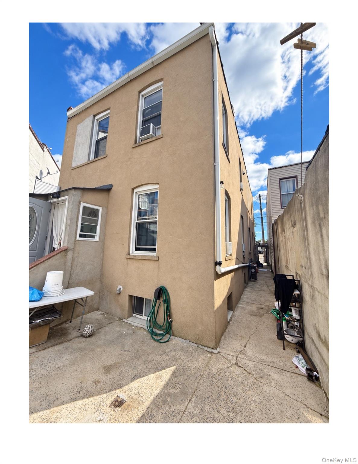36-13 Greenpoint Avenue – For Sale photo 2