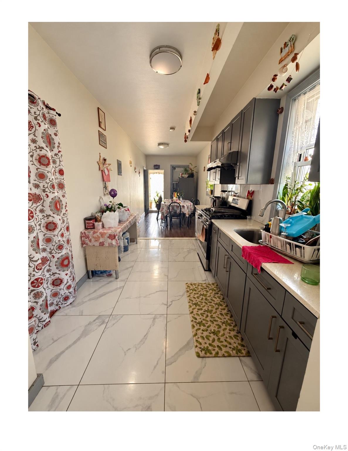 36-13 Greenpoint Avenue – For Sale photo 3