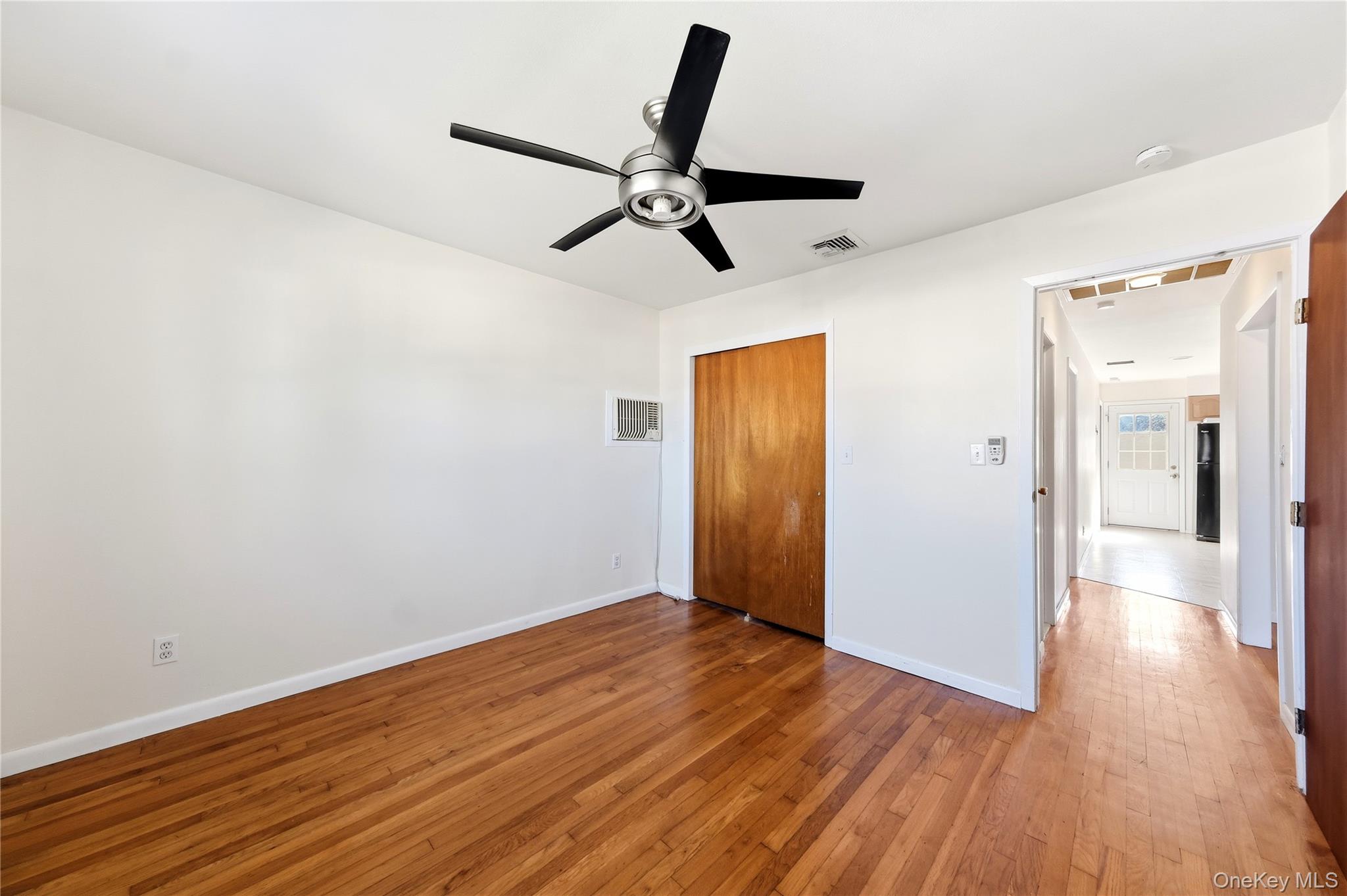 231 E Clearwater Road – For Sale photo 10