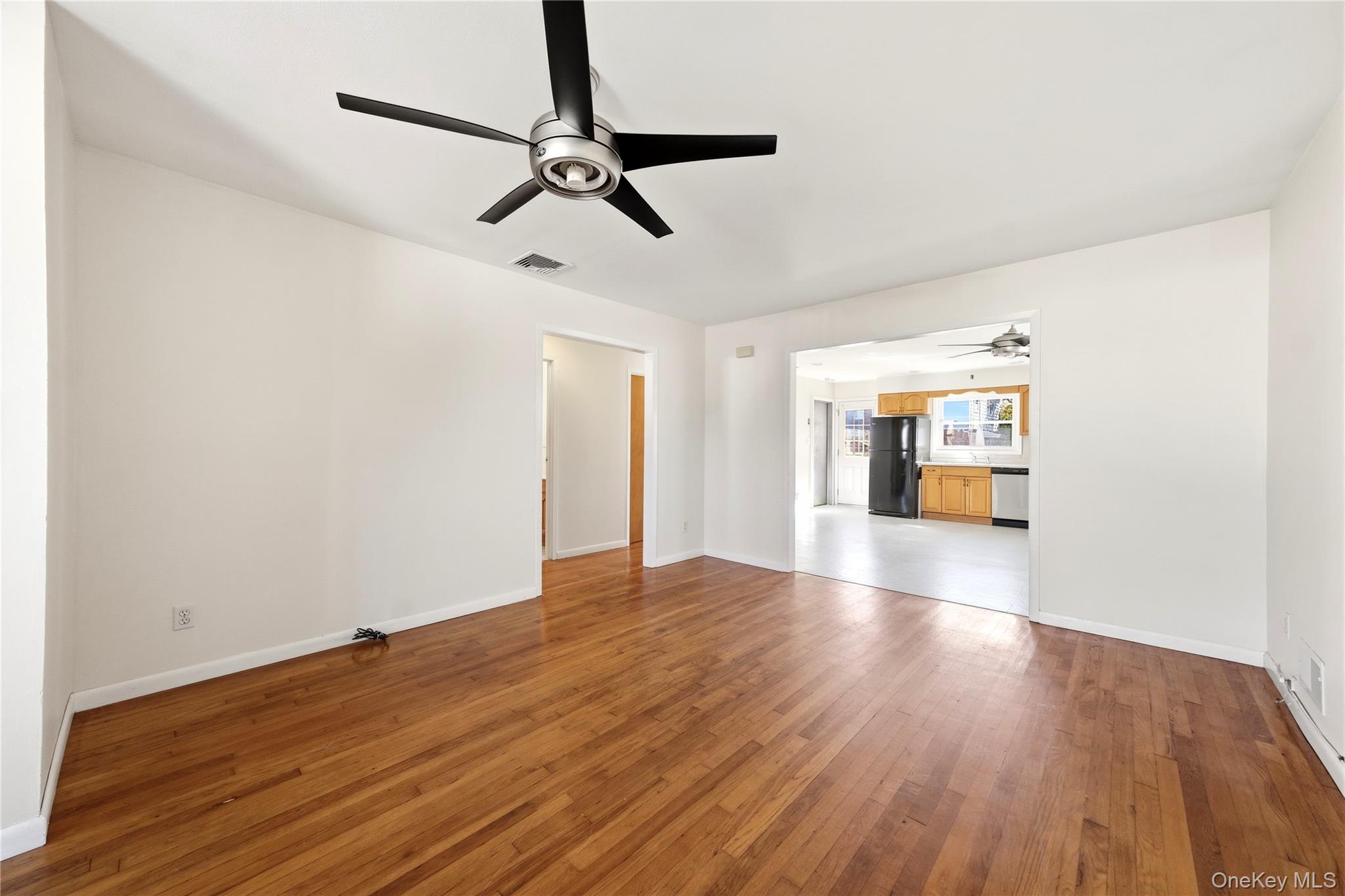 231 E Clearwater Road – For Sale photo 7