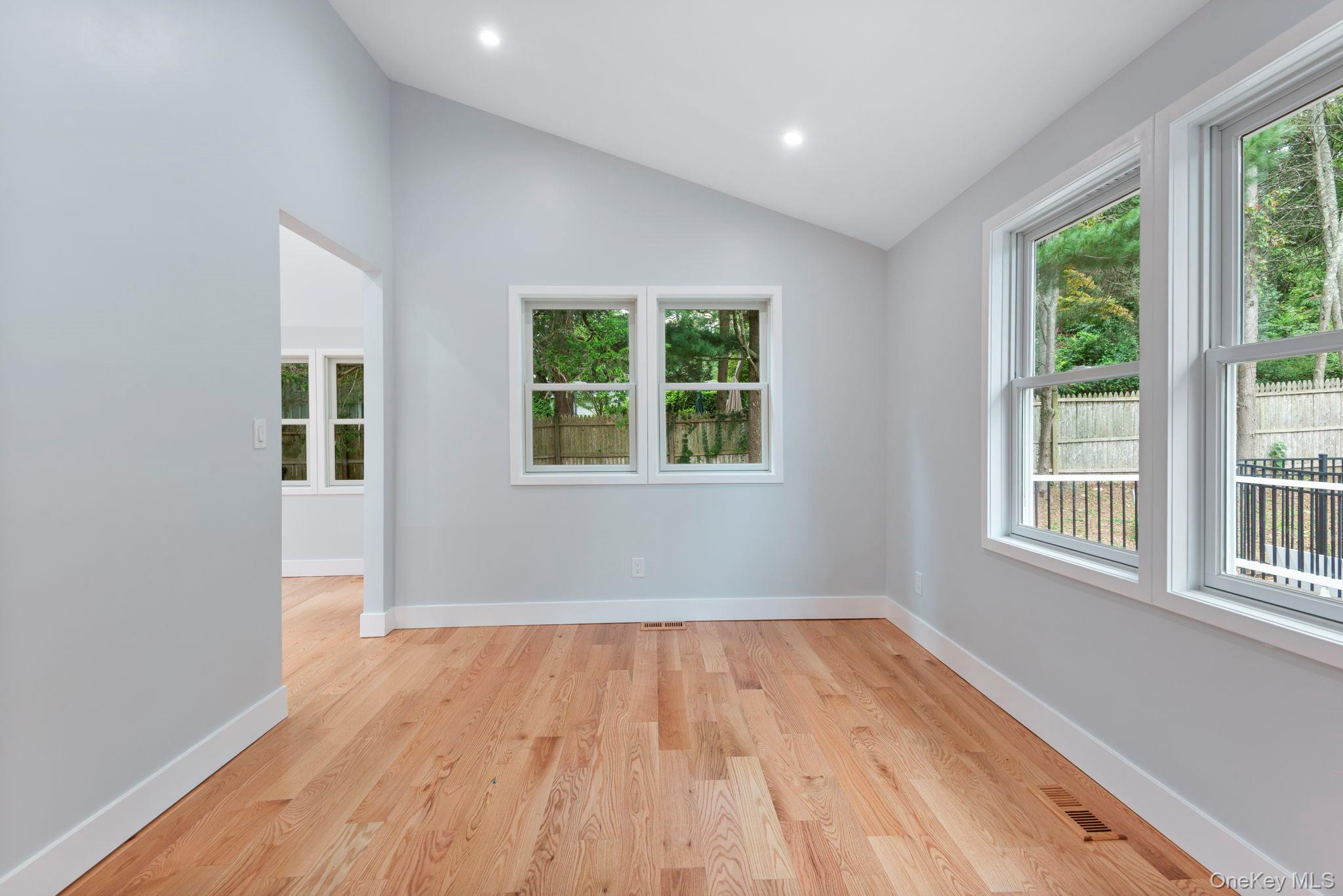 40 Lakeside Drive – For Sale photo 19