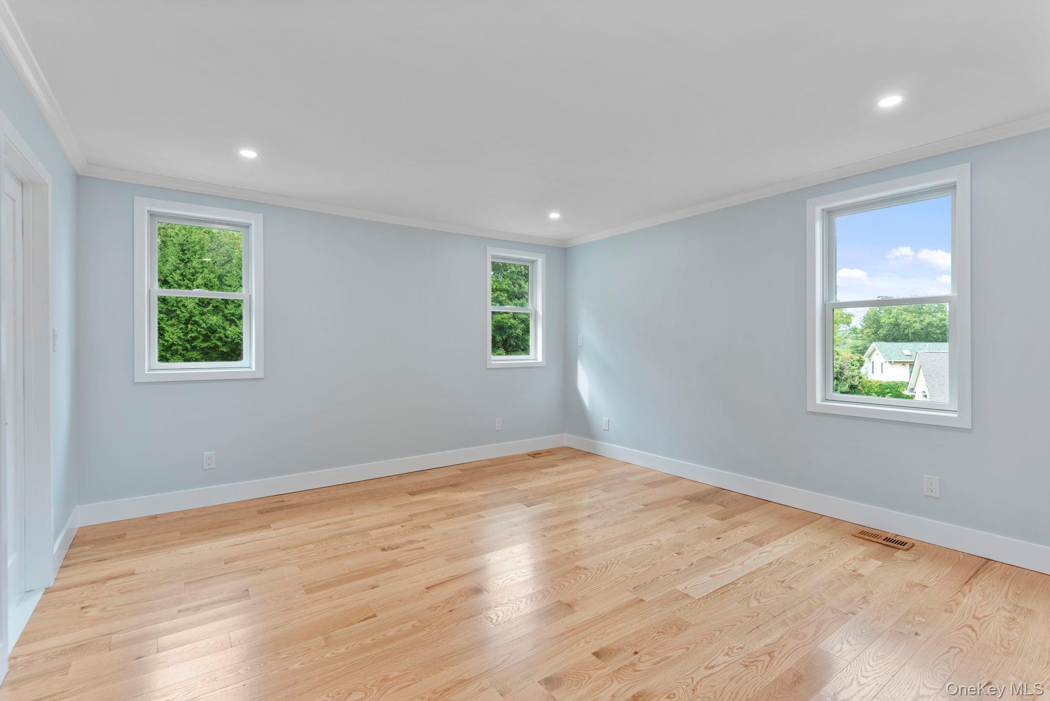 40 Lakeside Drive – For Sale photo 28