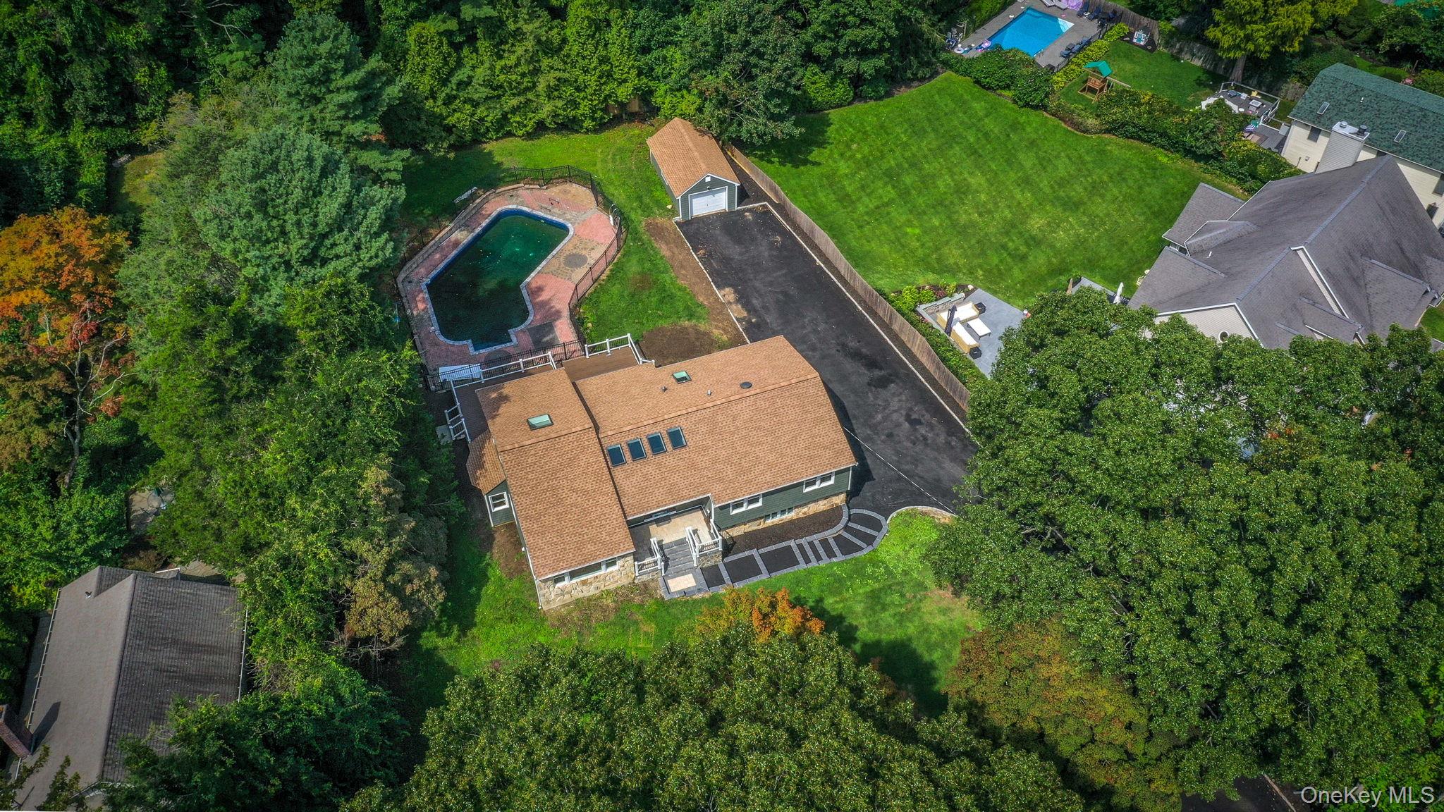 40 Lakeside Drive – For Sale photo 41