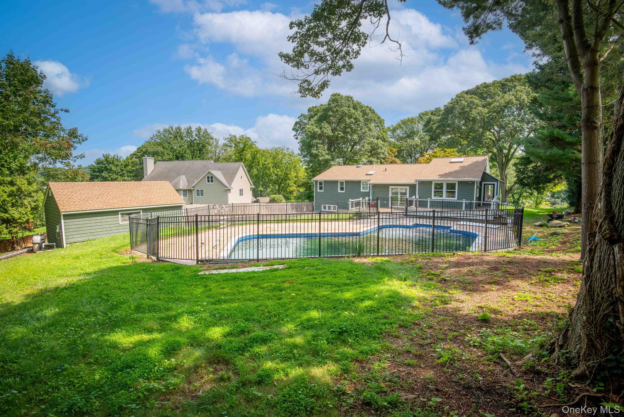 40 Lakeside Drive – For Sale photo 40