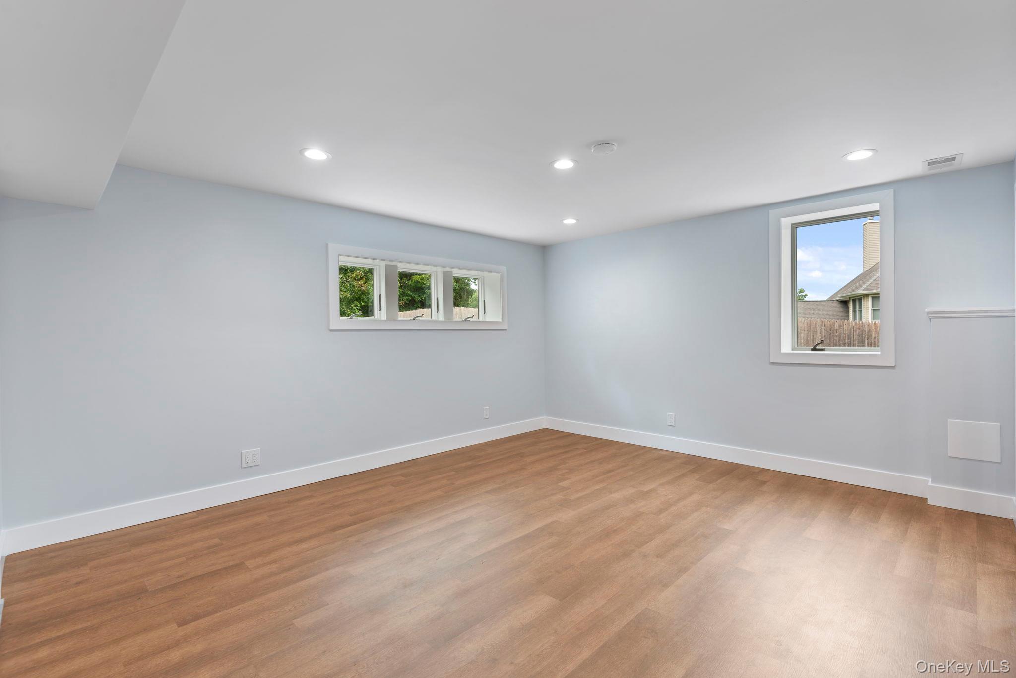 40 Lakeside Drive – For Sale photo 32