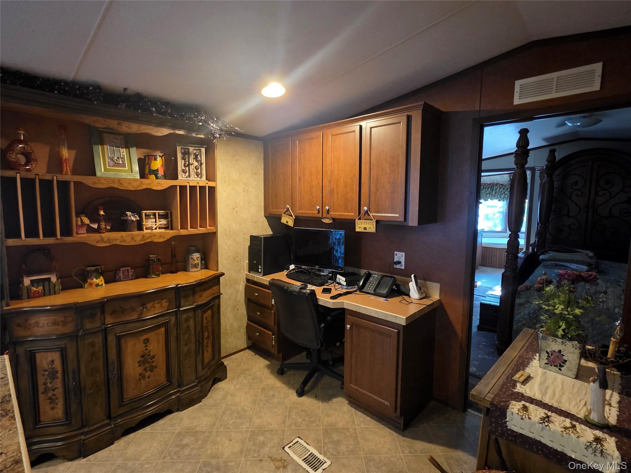37 Hubbard Avenue, Unit 12 photo 10