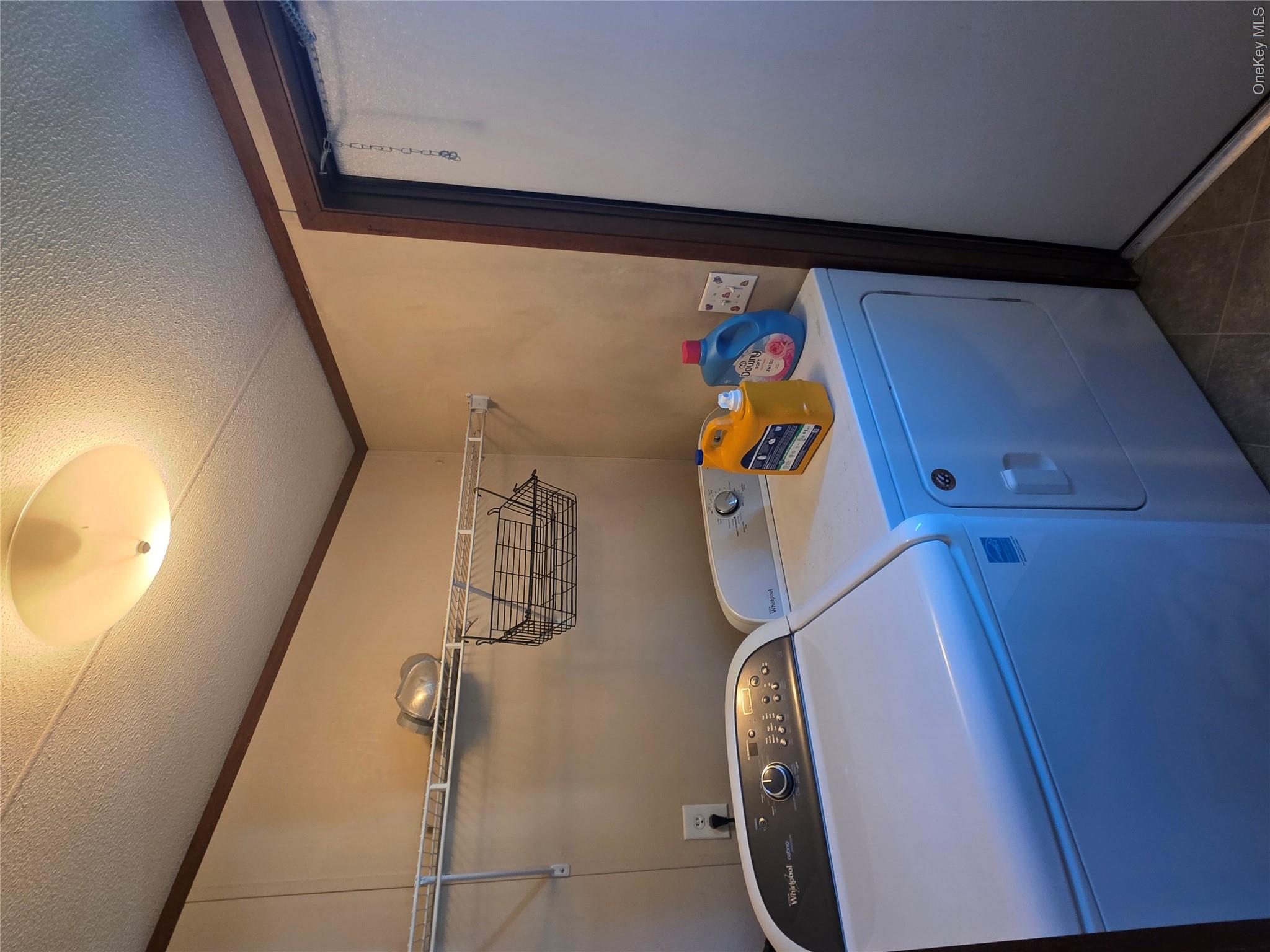 37 Hubbard Avenue, Unit 12 photo 11