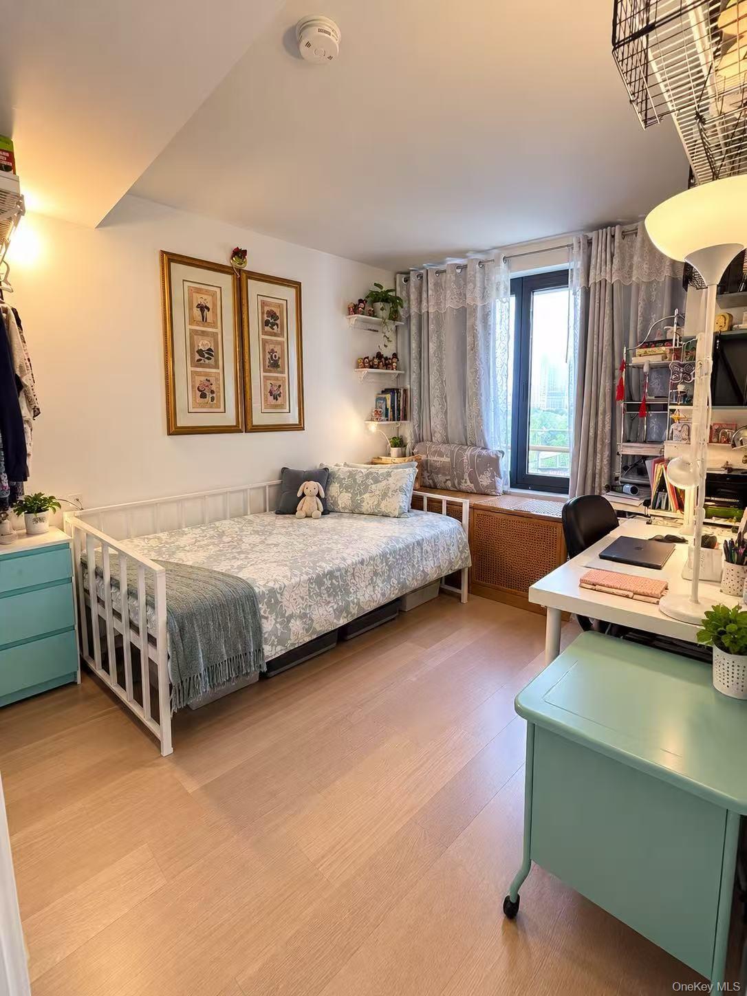 144-49 Northern Boulevard, Unit 305 photo 6