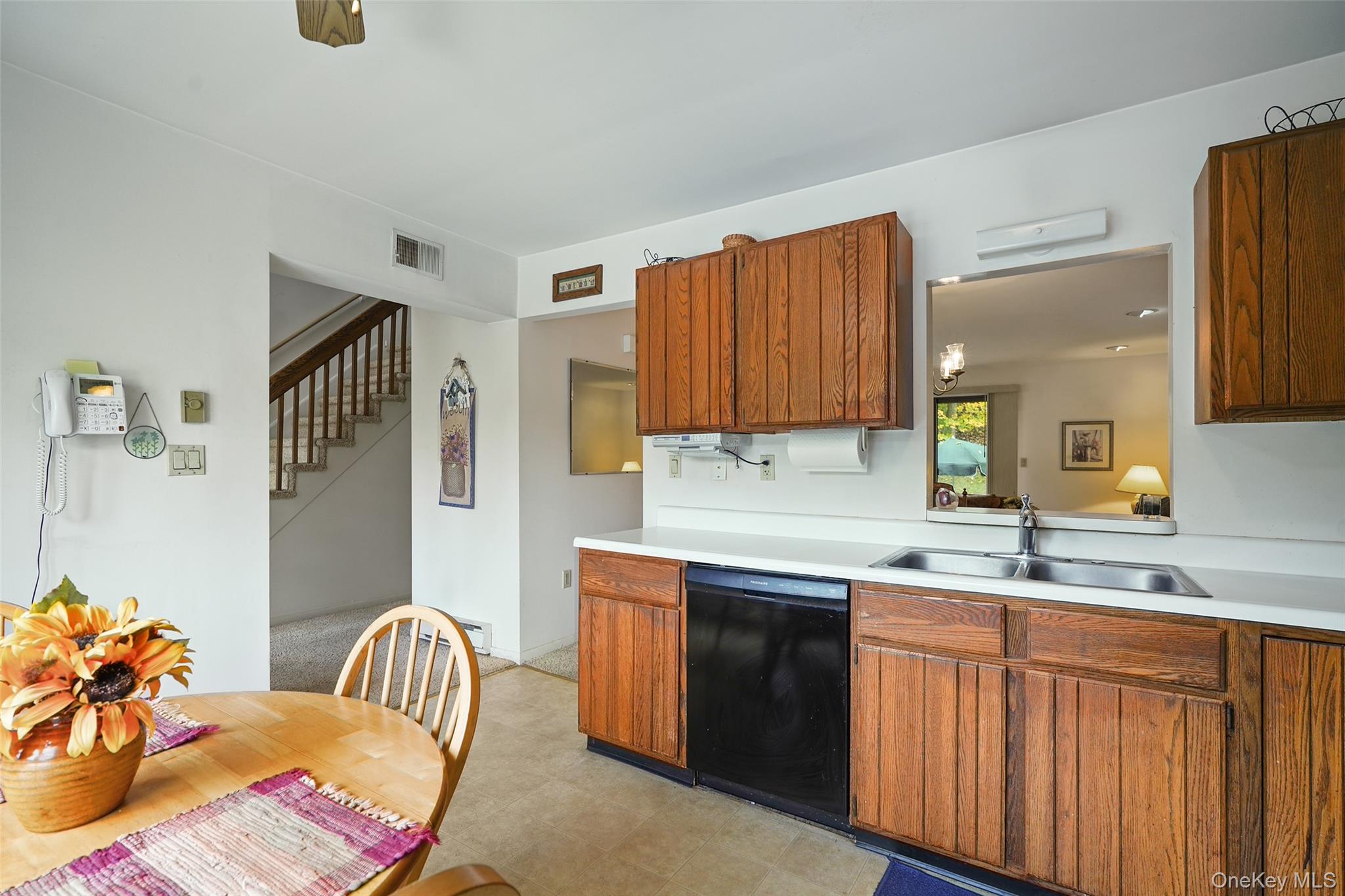 7 Krystal Drive – For Sale photo 12