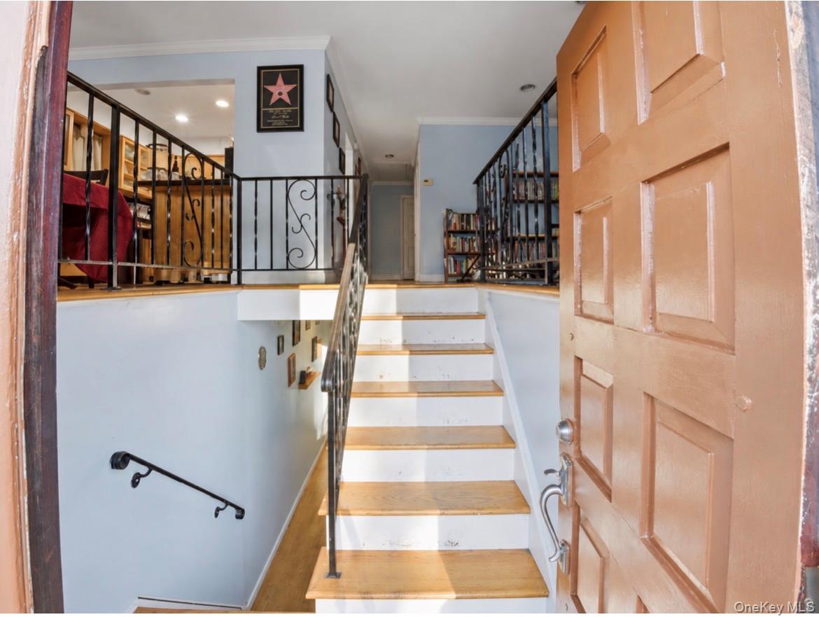 20 Tyler Place – For Sale photo 3