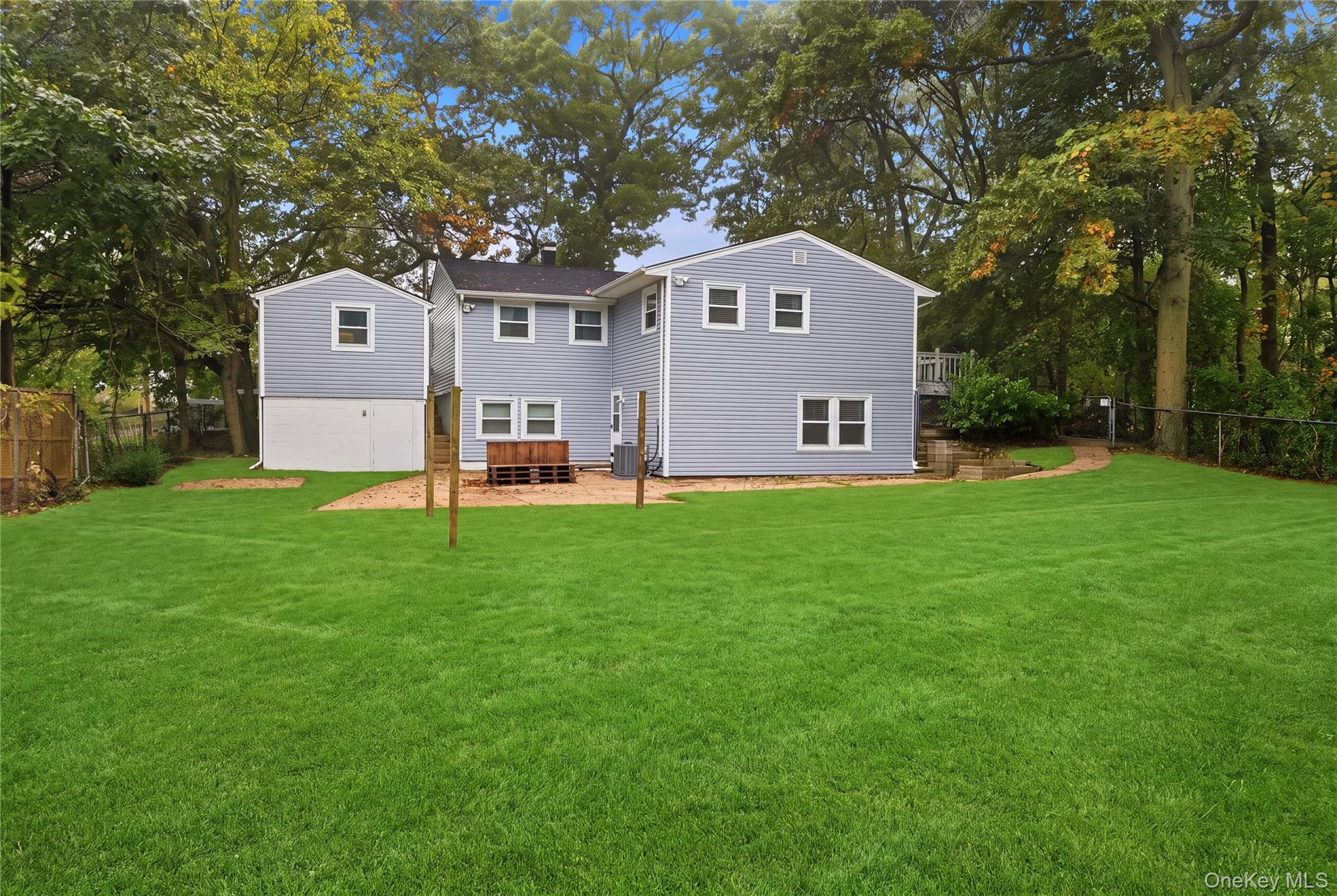 165 Berkshire Drive – For Sale photo 2