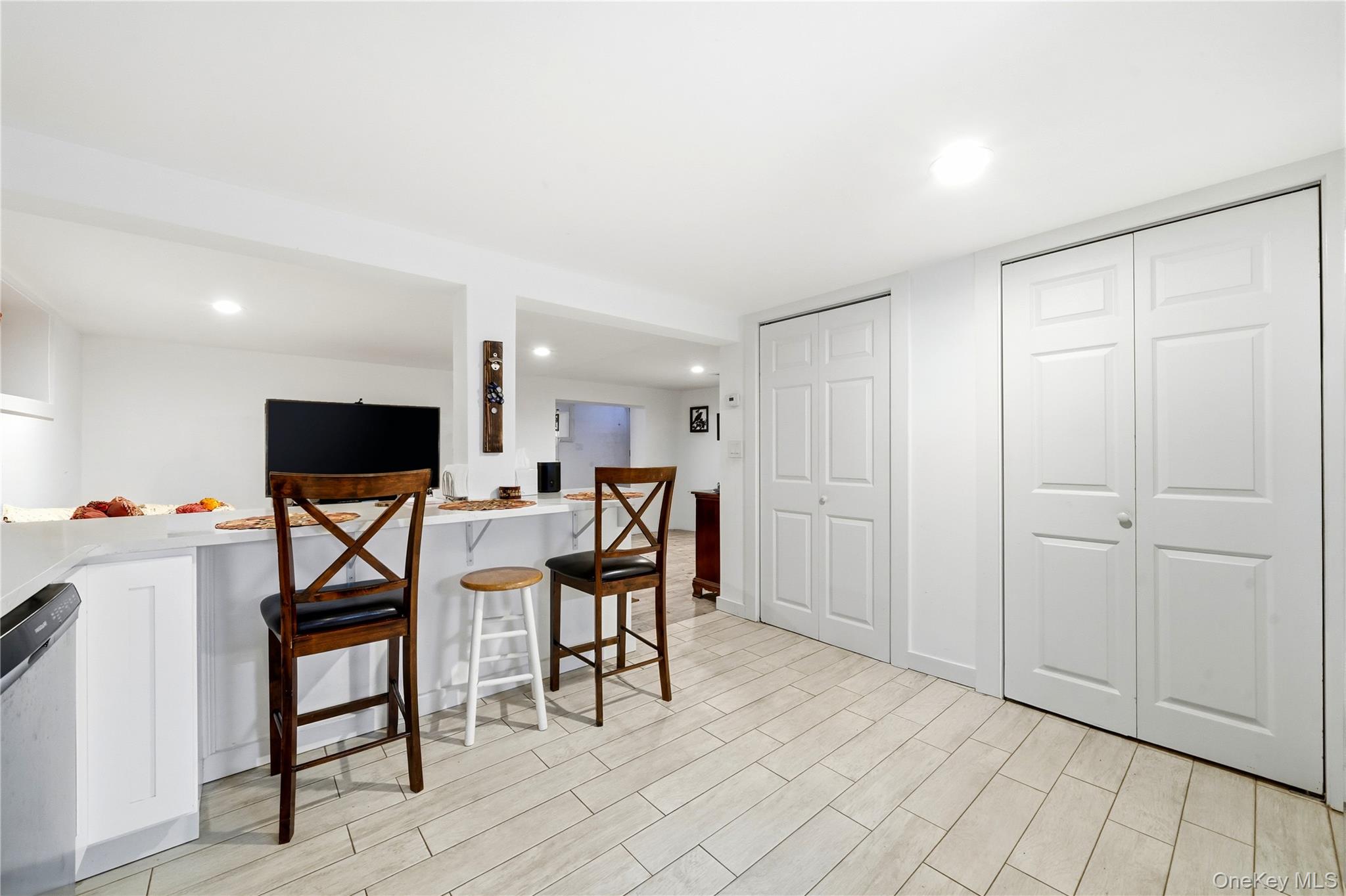 165 Berkshire Drive – For Sale photo 26