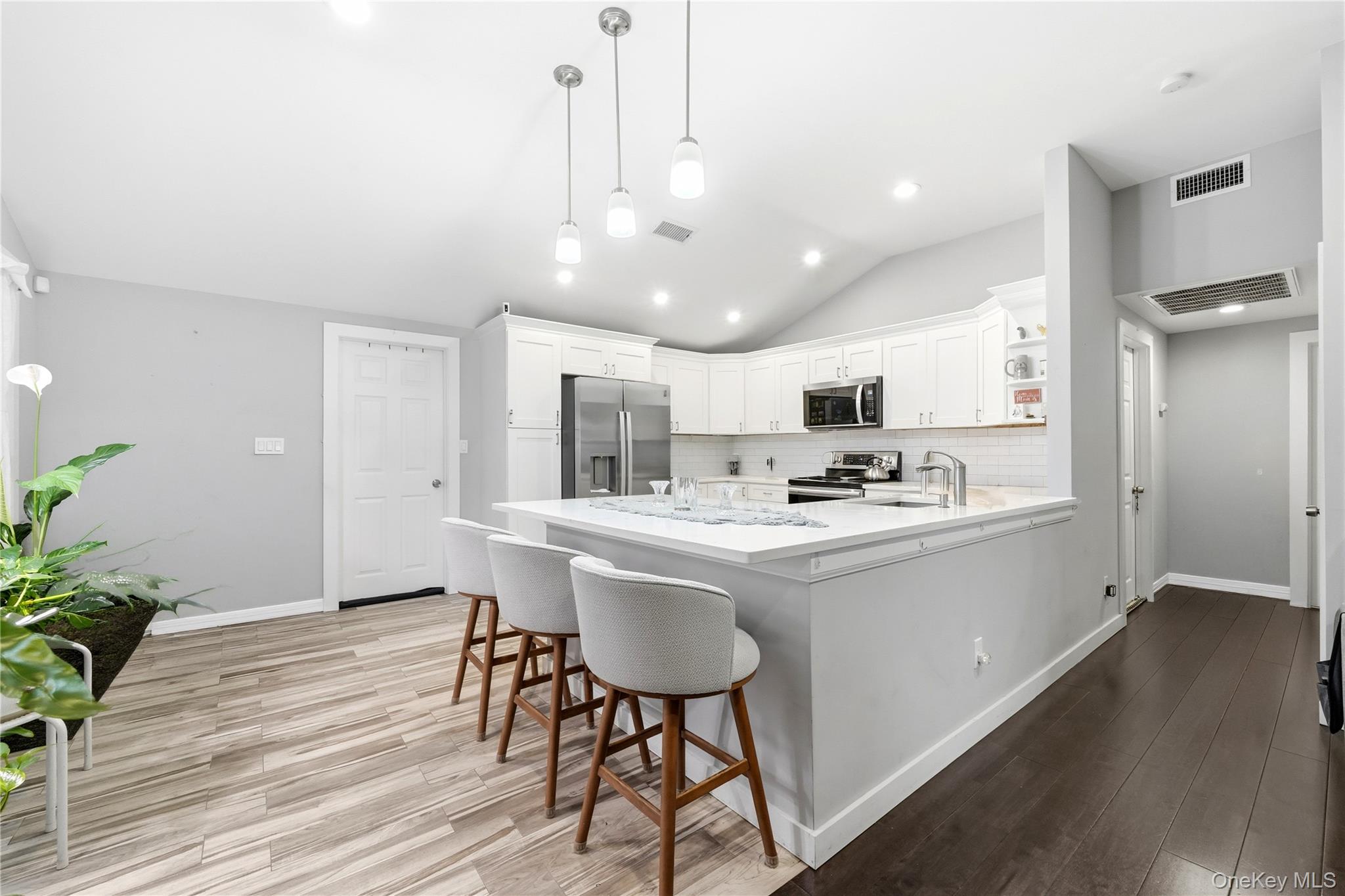 165 Berkshire Drive – For Sale photo 6