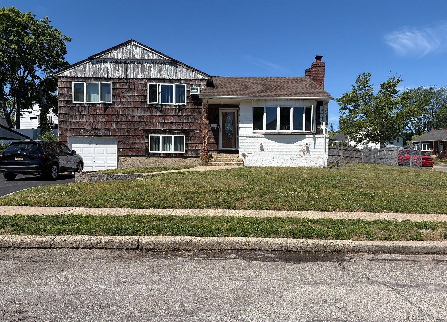 524 Pontiac Road – For Sale photo 4