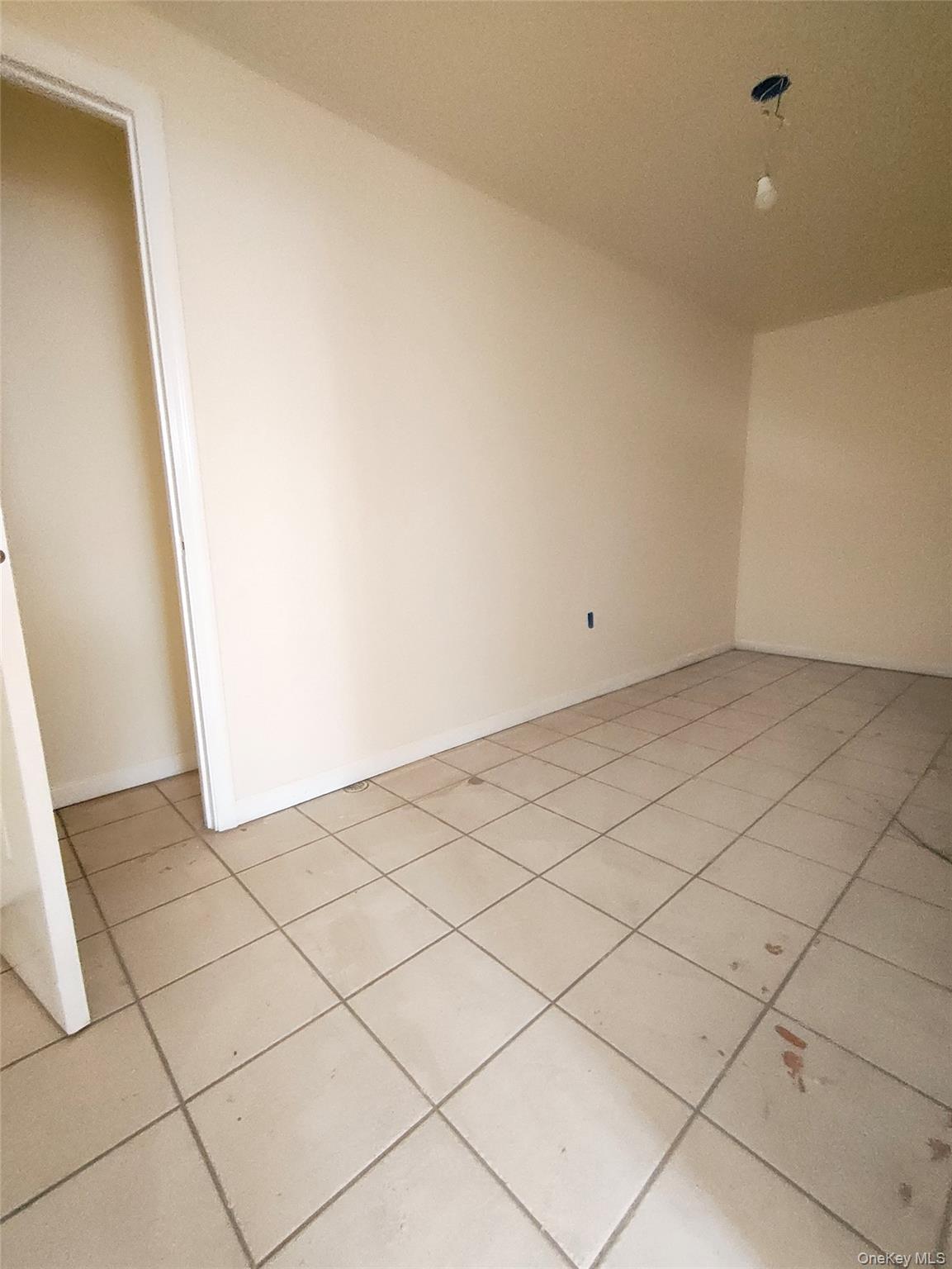 148-74 Brookville Boulevard, Unit LL photo 4