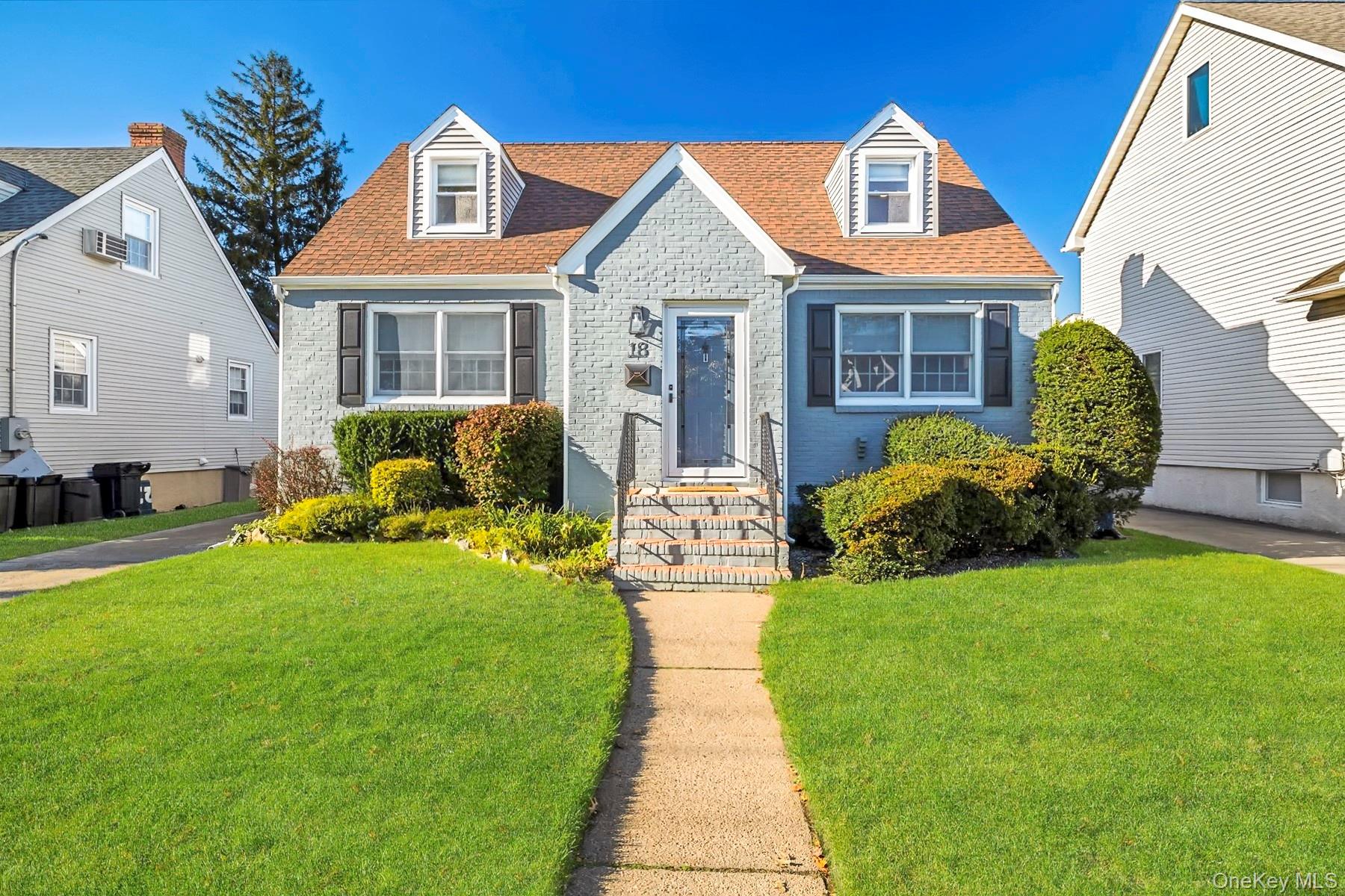 18 Dorothy Place – For Sale