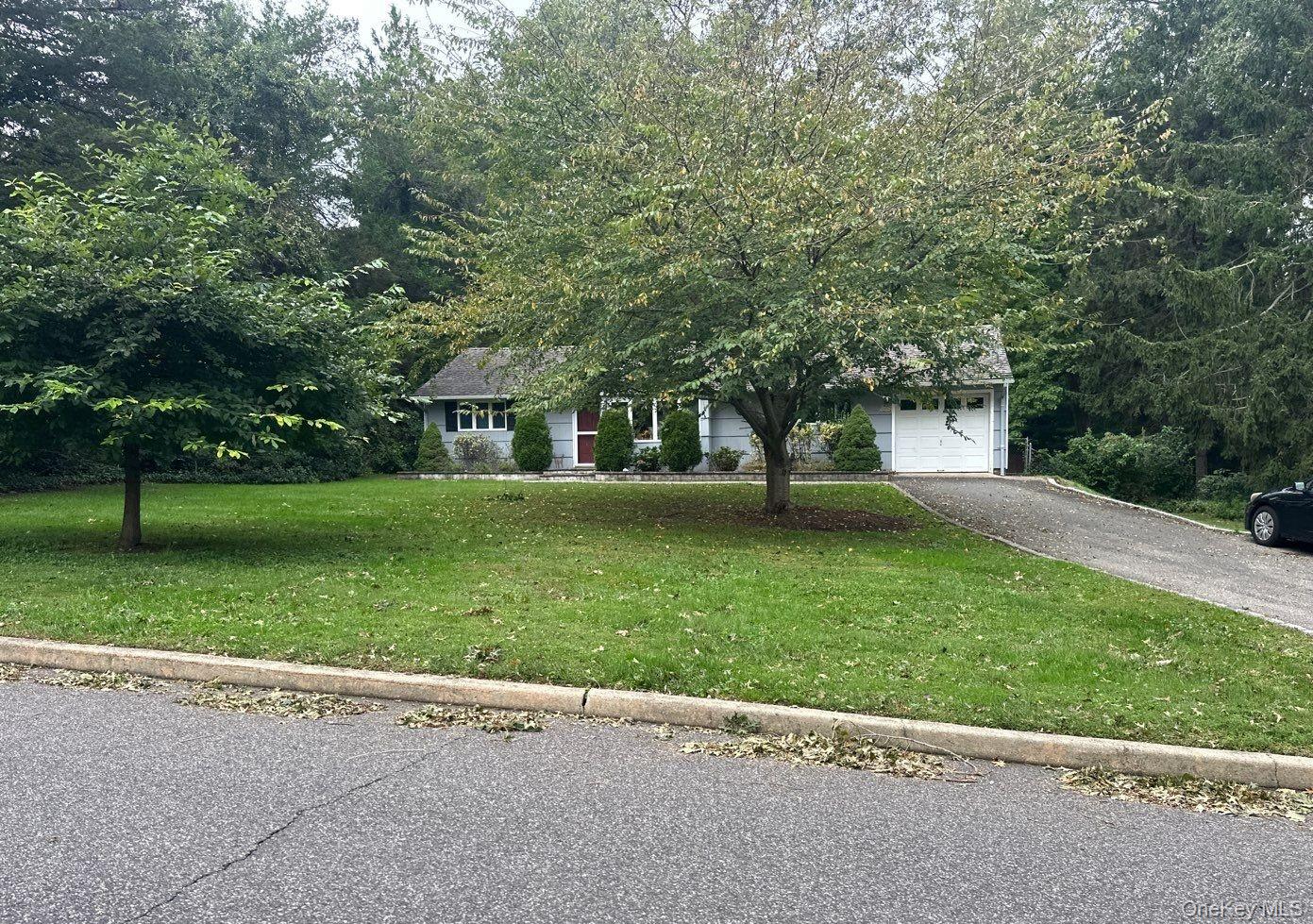 35 Soundview Drive – For Sale photo 4
