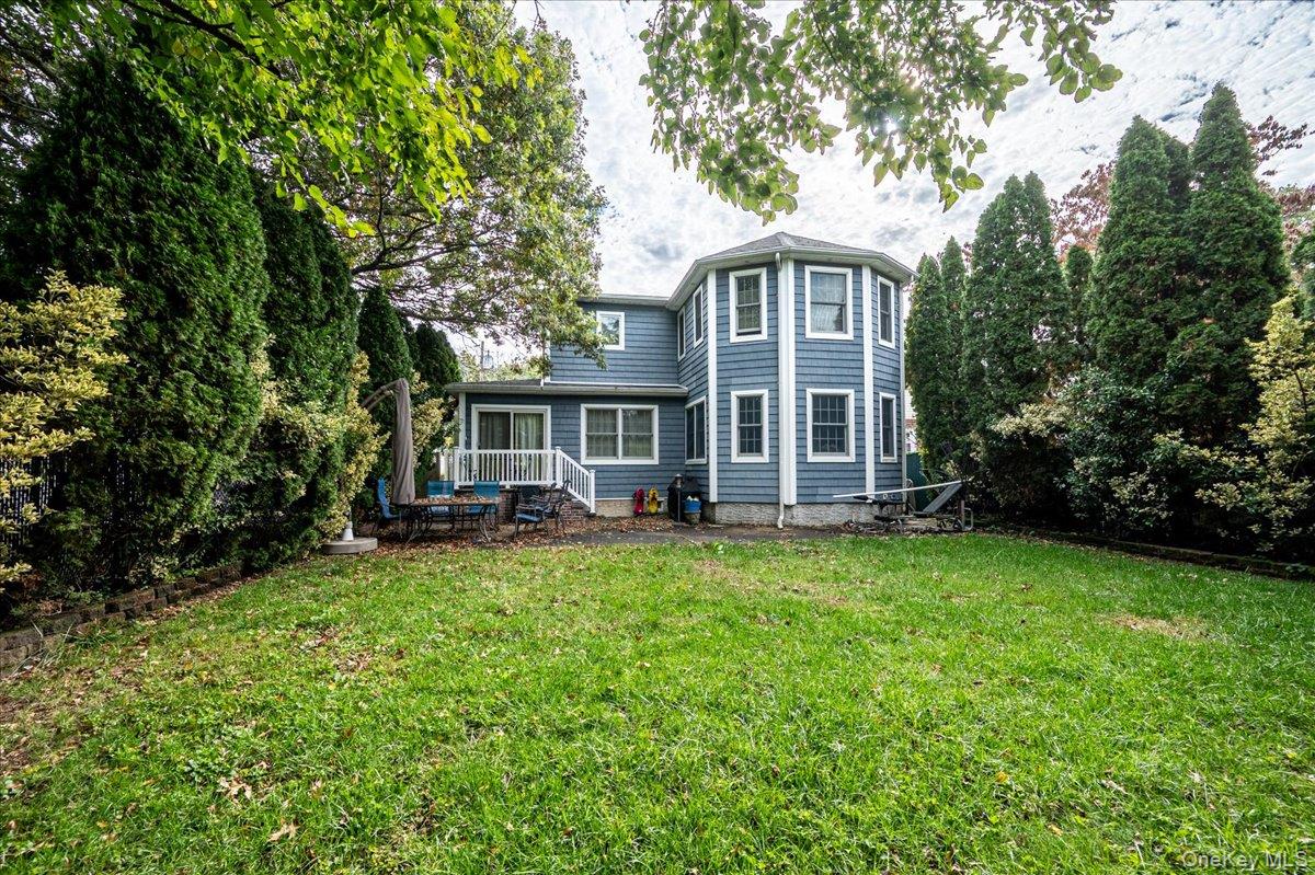 464 Duryea Terrace – For Sale photo 4