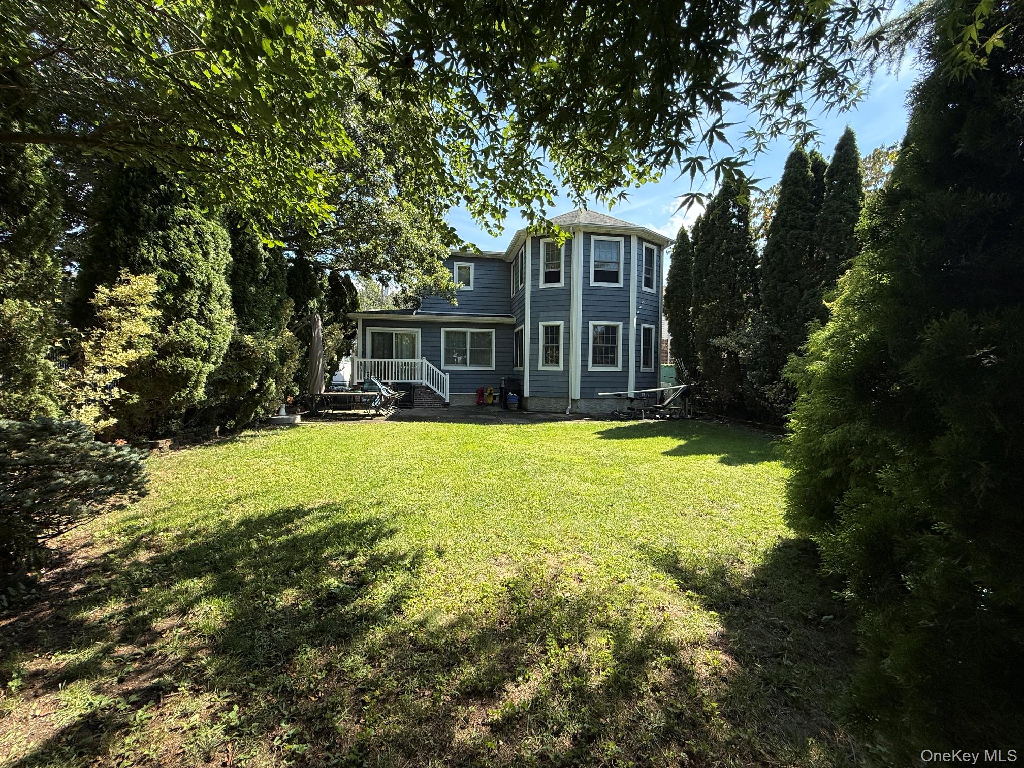 464 Duryea Terrace – For Sale photo 3
