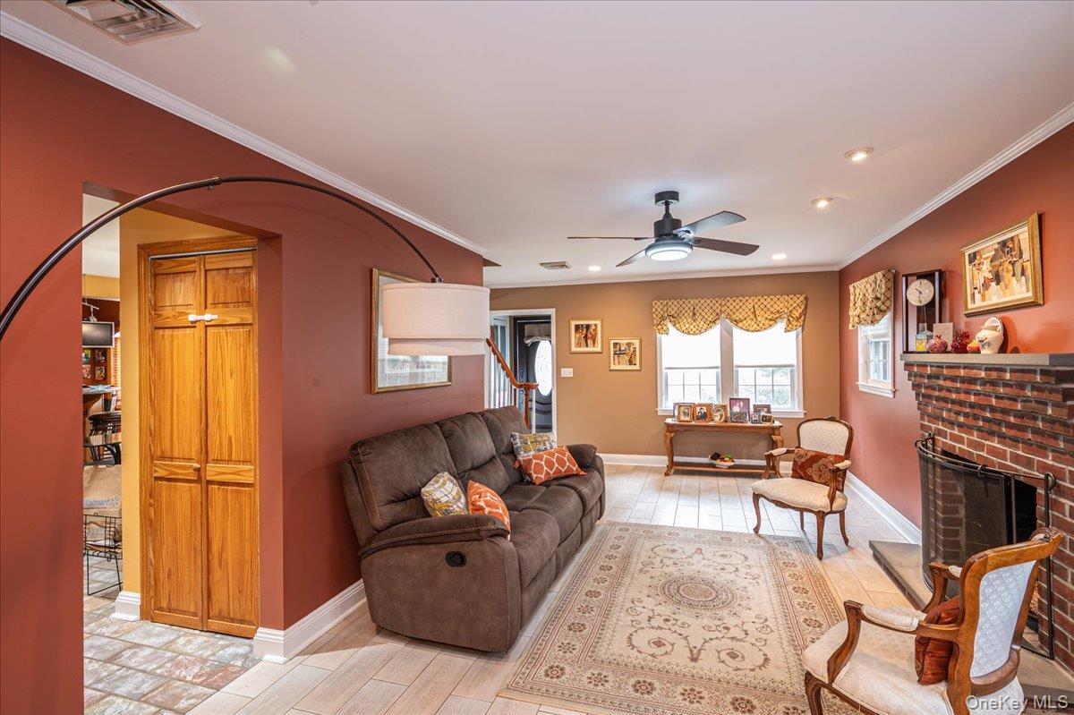 464 Duryea Terrace – For Sale photo 13