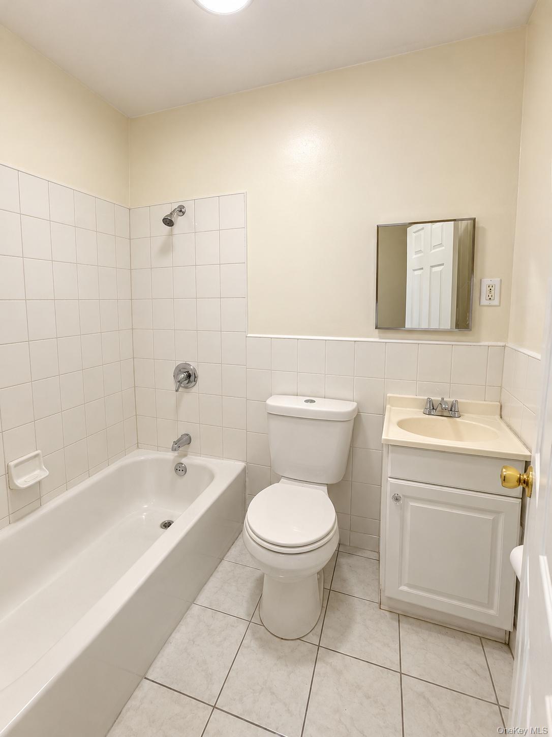 707 Crescent Street – For Rent photo 7