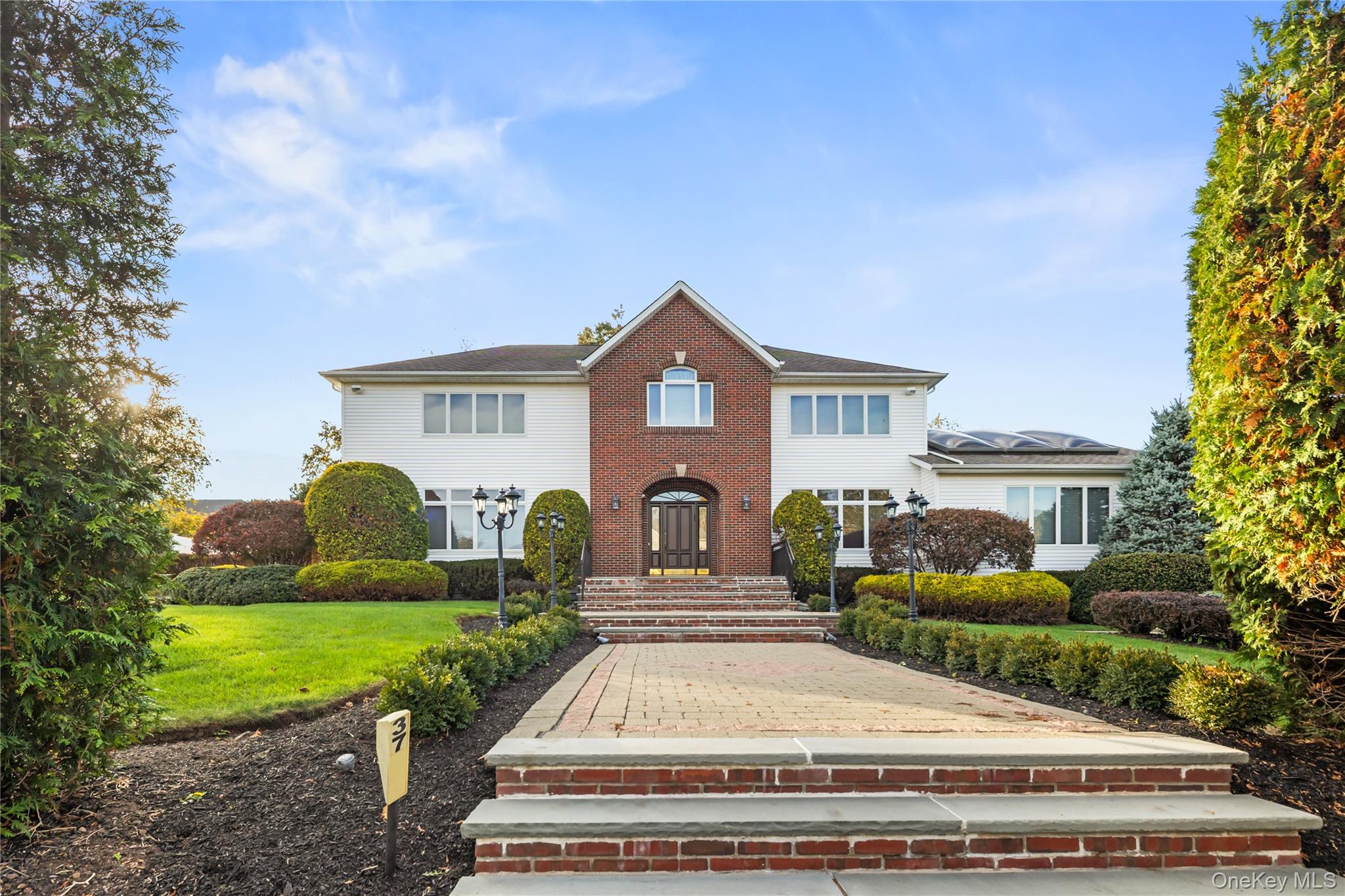 37 Mariner Way – For Sale photo 2