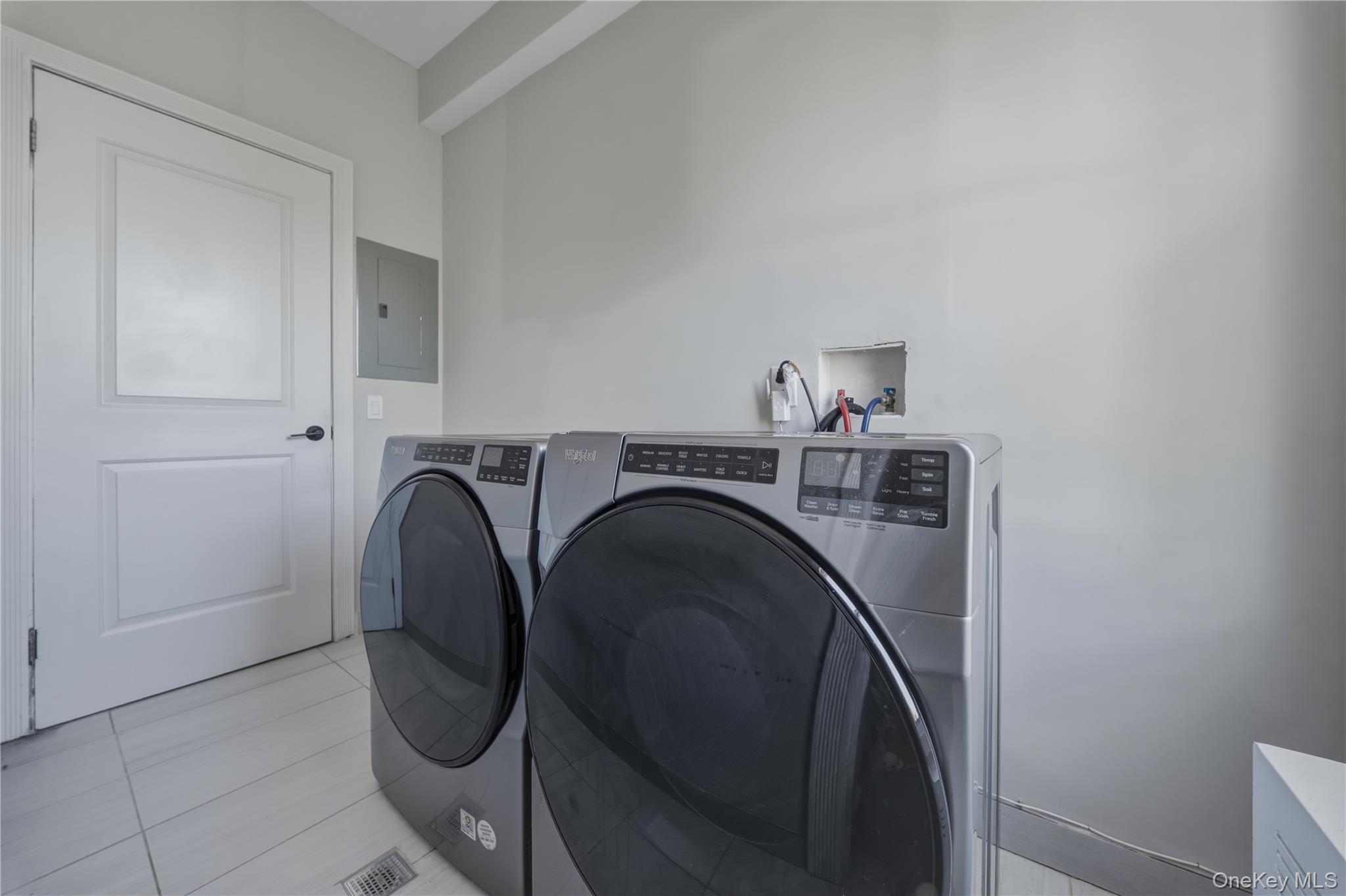 240 S 10th Avenue – For Sale photo 13