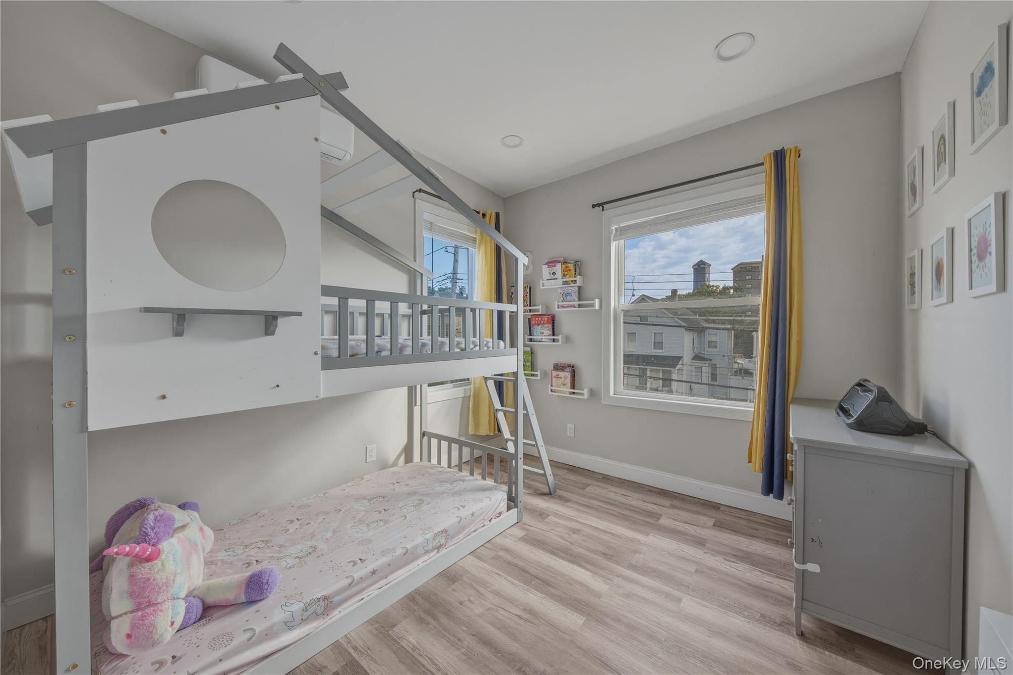 240 S 10th Avenue – For Sale photo 10
